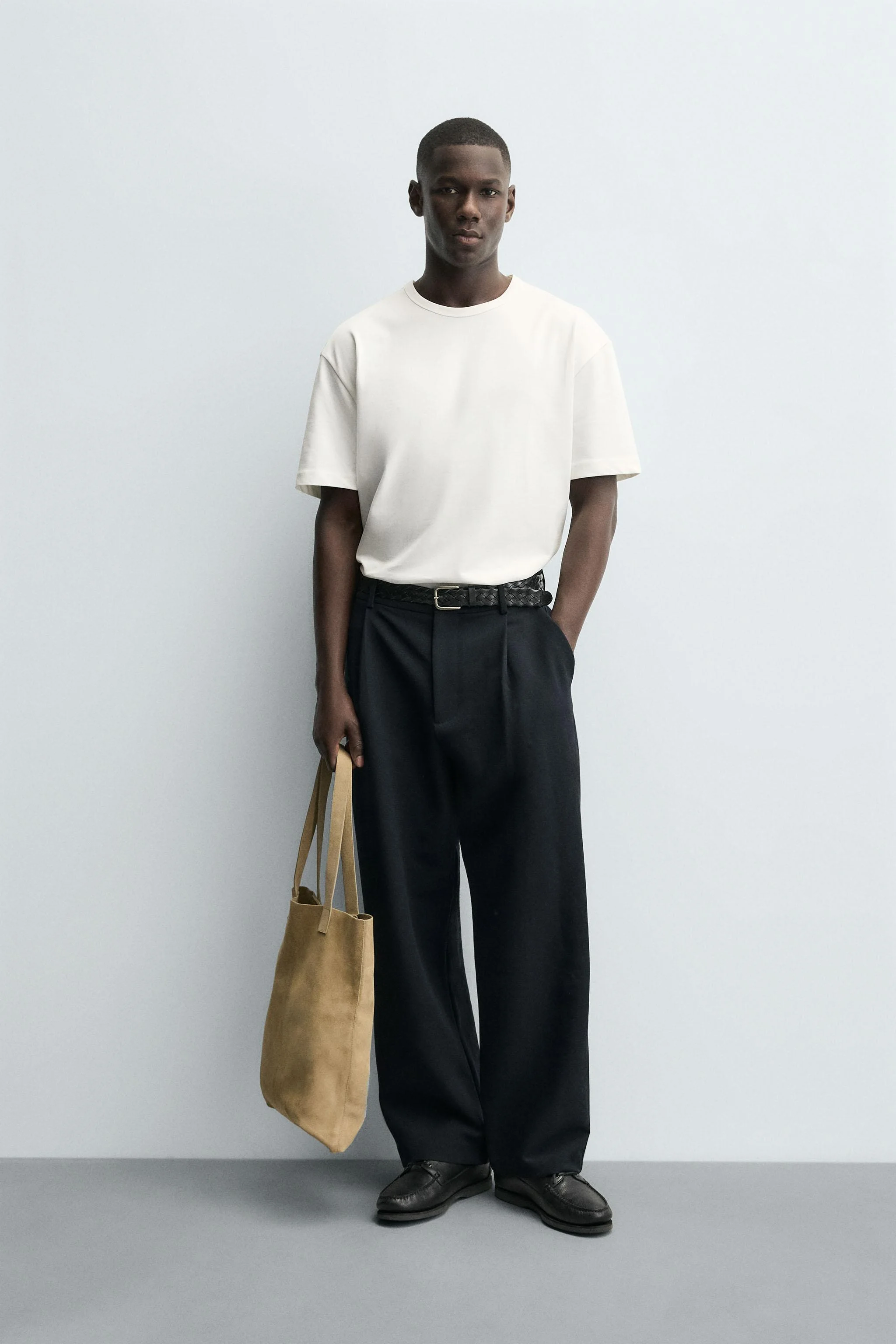 تی‌شرت با بافت متراکم