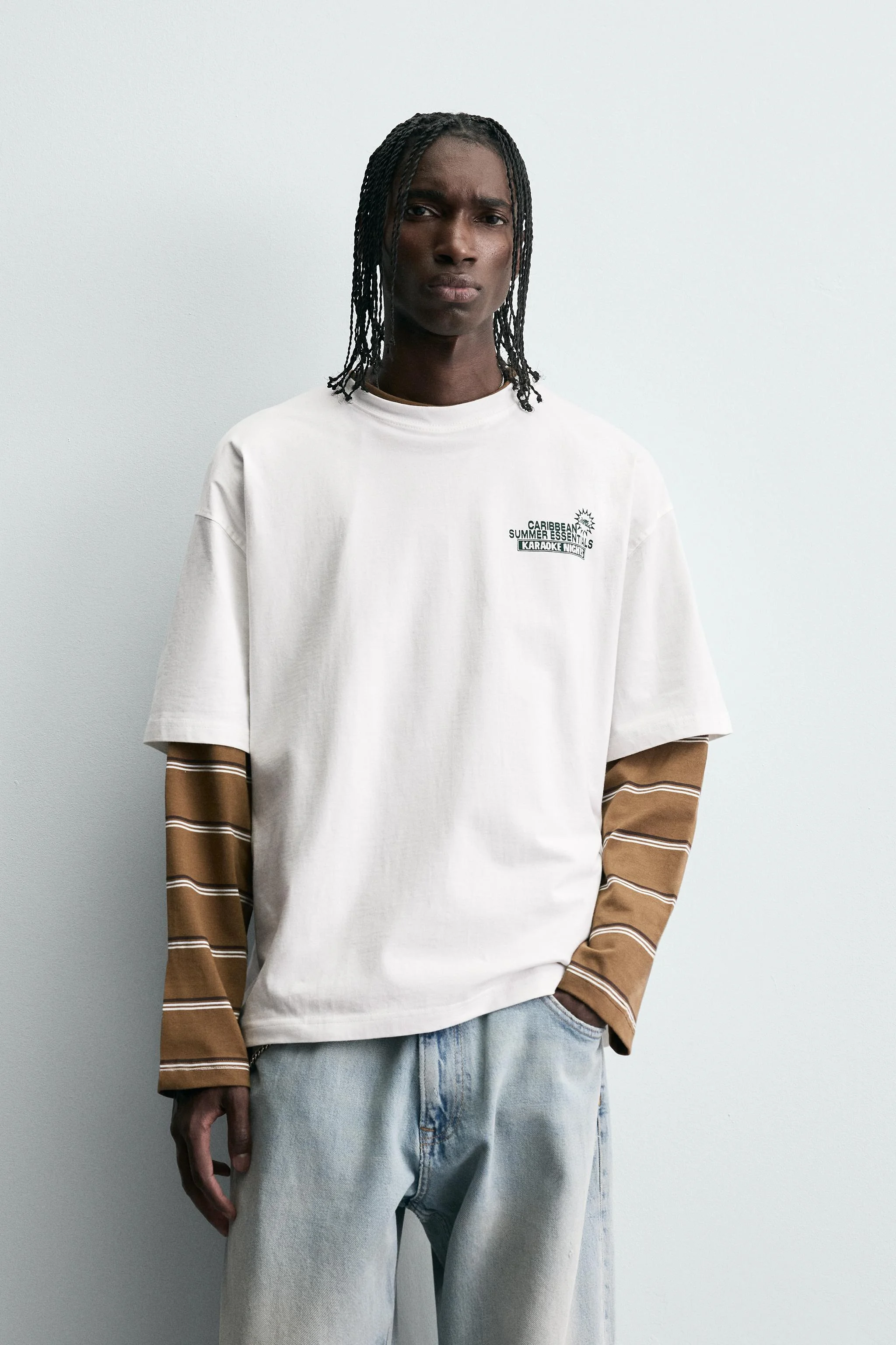 تی شرت با طرح چاپی