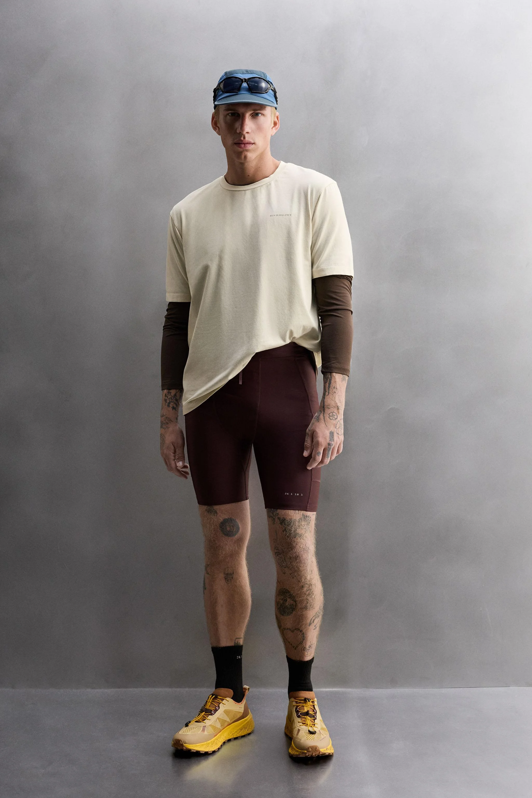 تی شرت با طرح گرافیکی