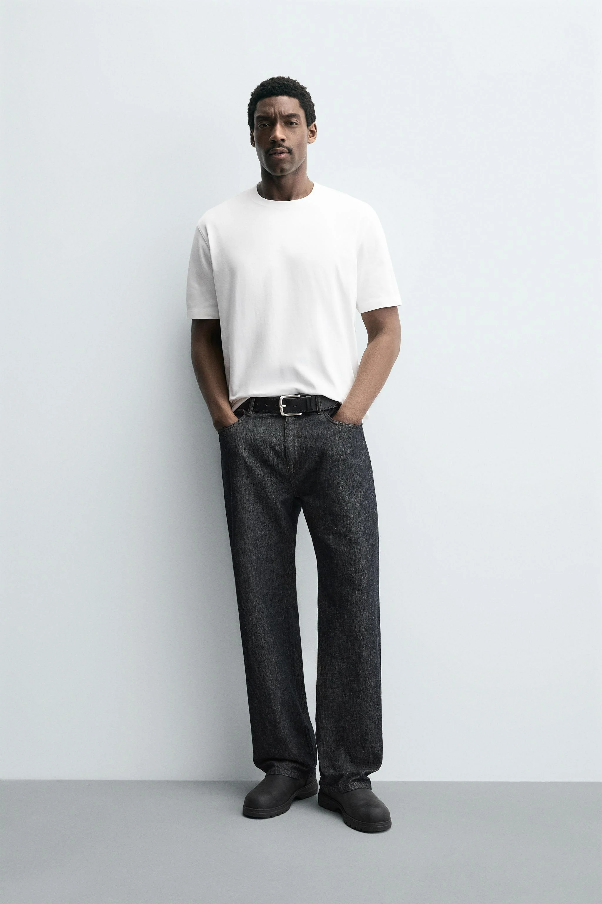 تی شرت آستین کوتاه سنگین وزن تی شرت آستین کوتاه سنگین وزن