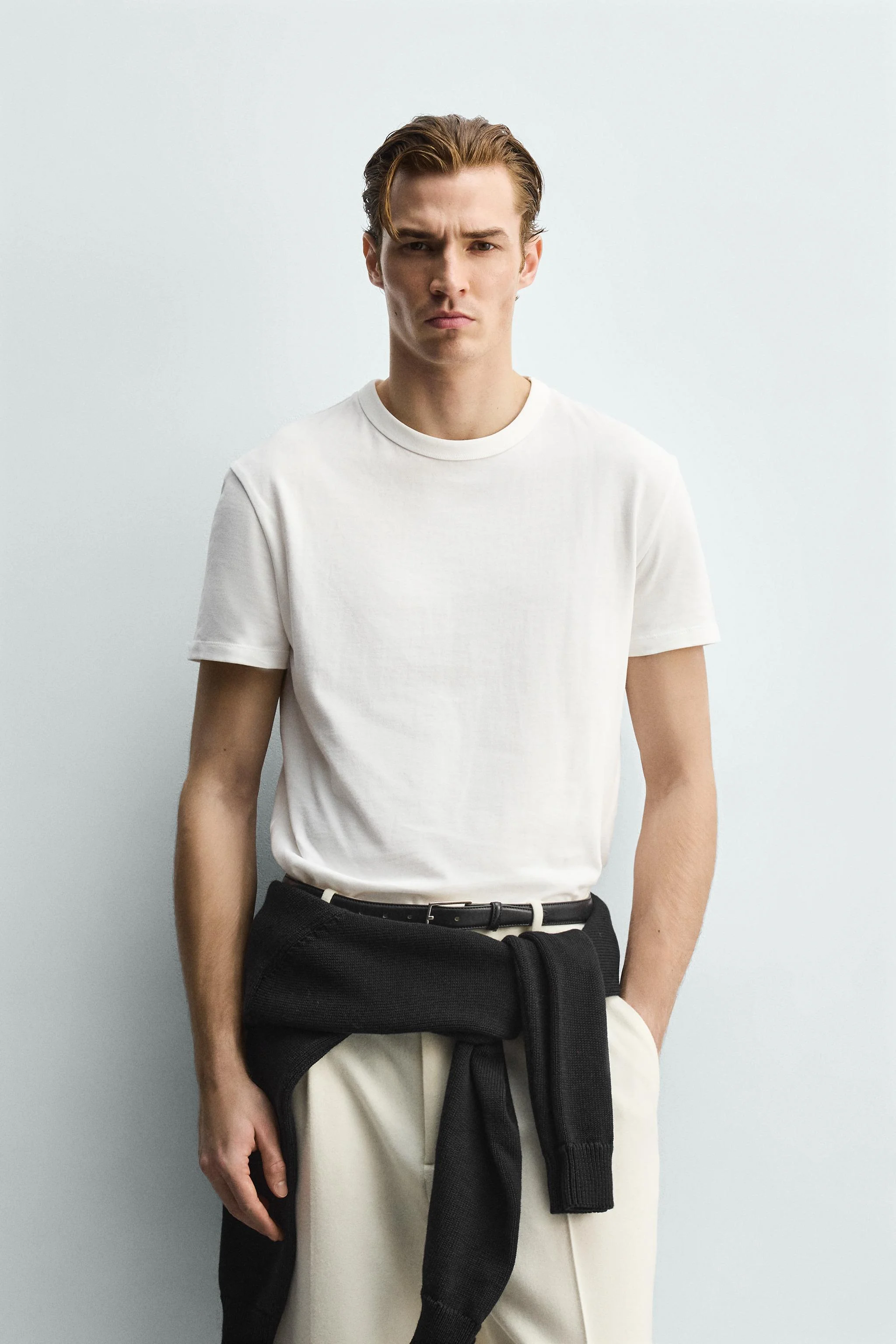 تی شرت نرم با برش معمولی