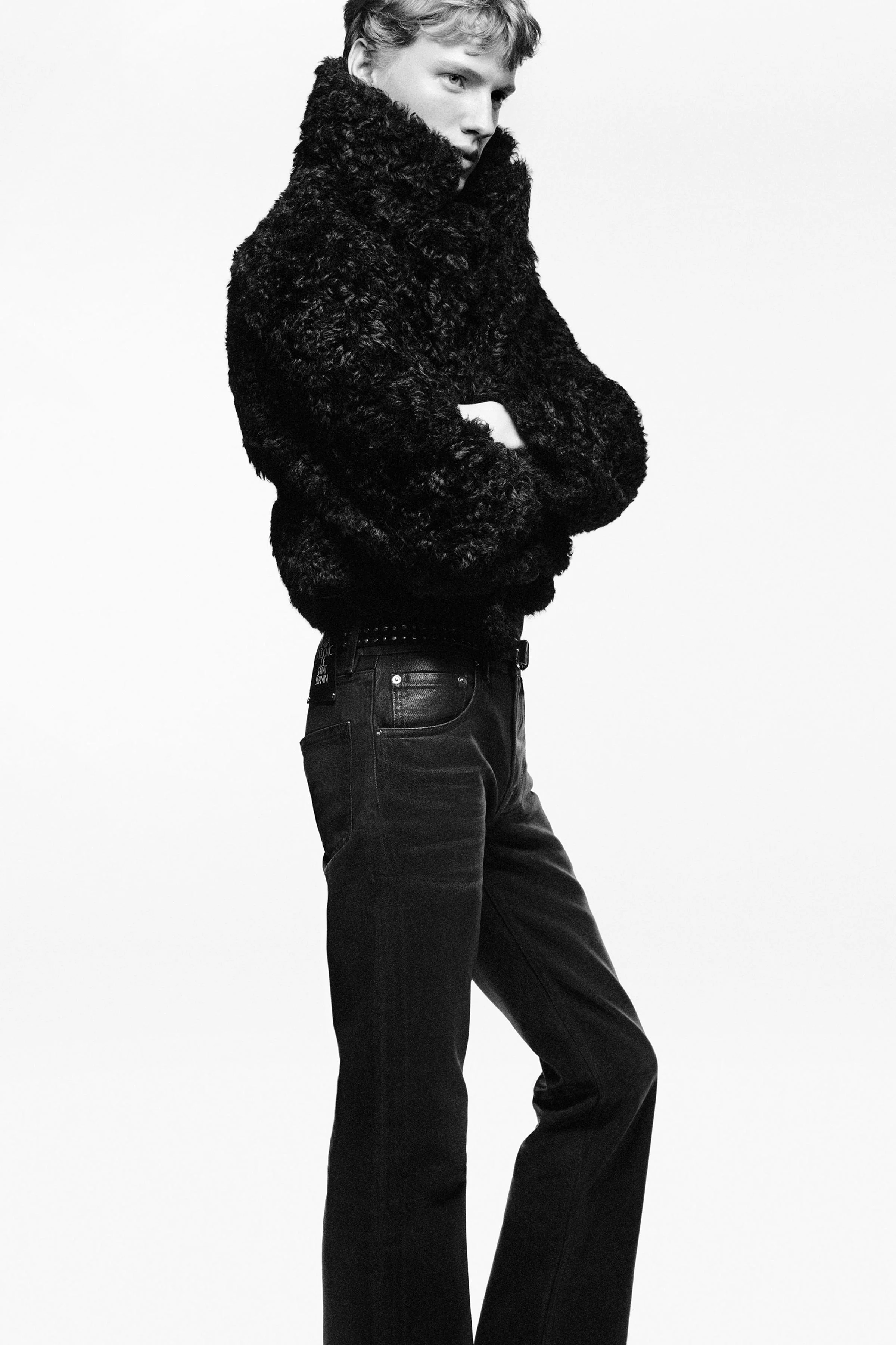 شلوار جین دمپا گشاد و واکس خورده لودویک دی سنت سرنین ایکس زارا شلوار جین دمپا گشاد و واکس خورده لودویک دی سنت سرنین ایکس زارا