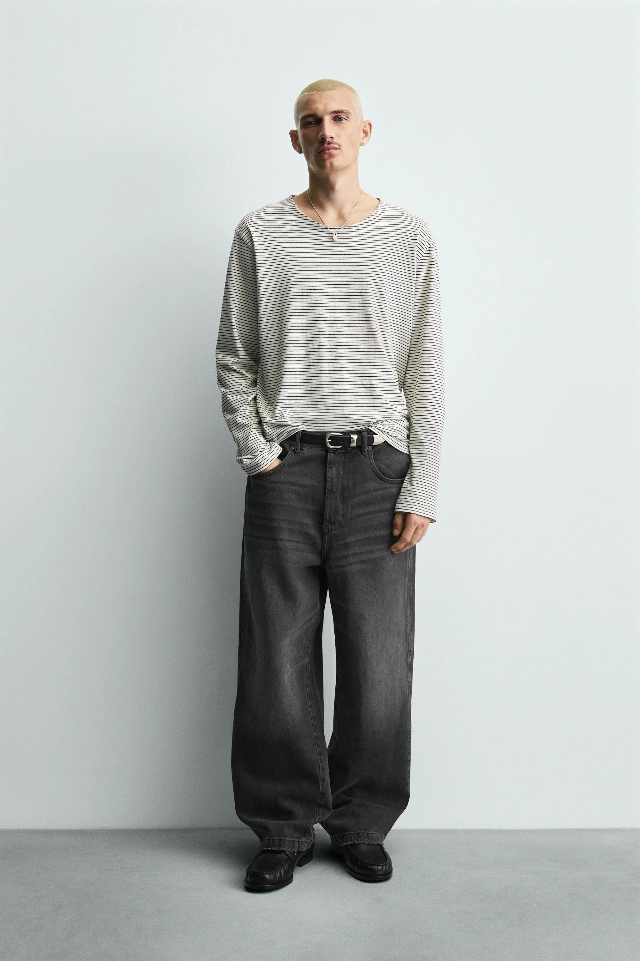 شلوار جین با فیت آزاد