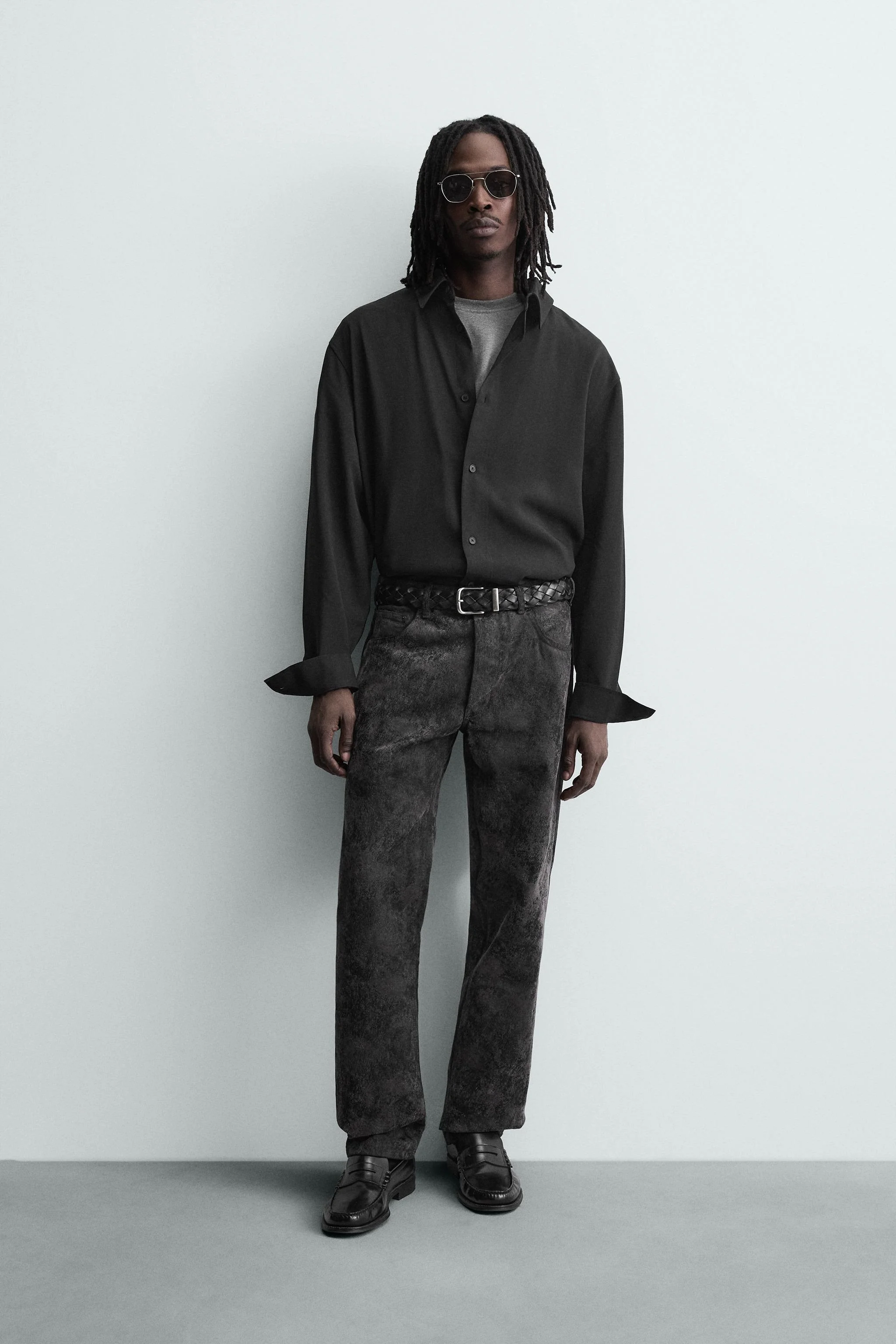 شلوار جین راسته با طرح ژاکارد آبستره