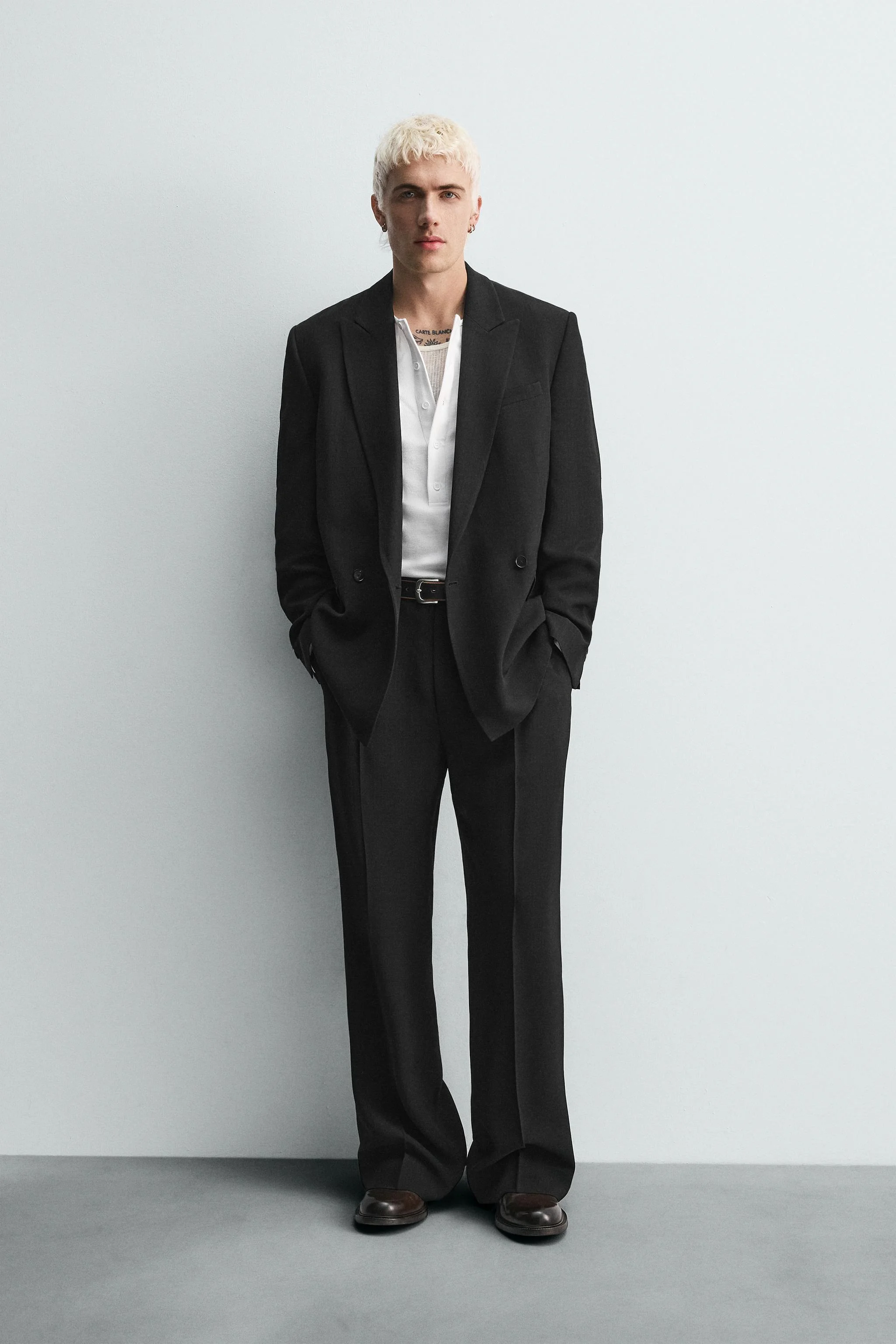 شلوار راسته با برش آزاد