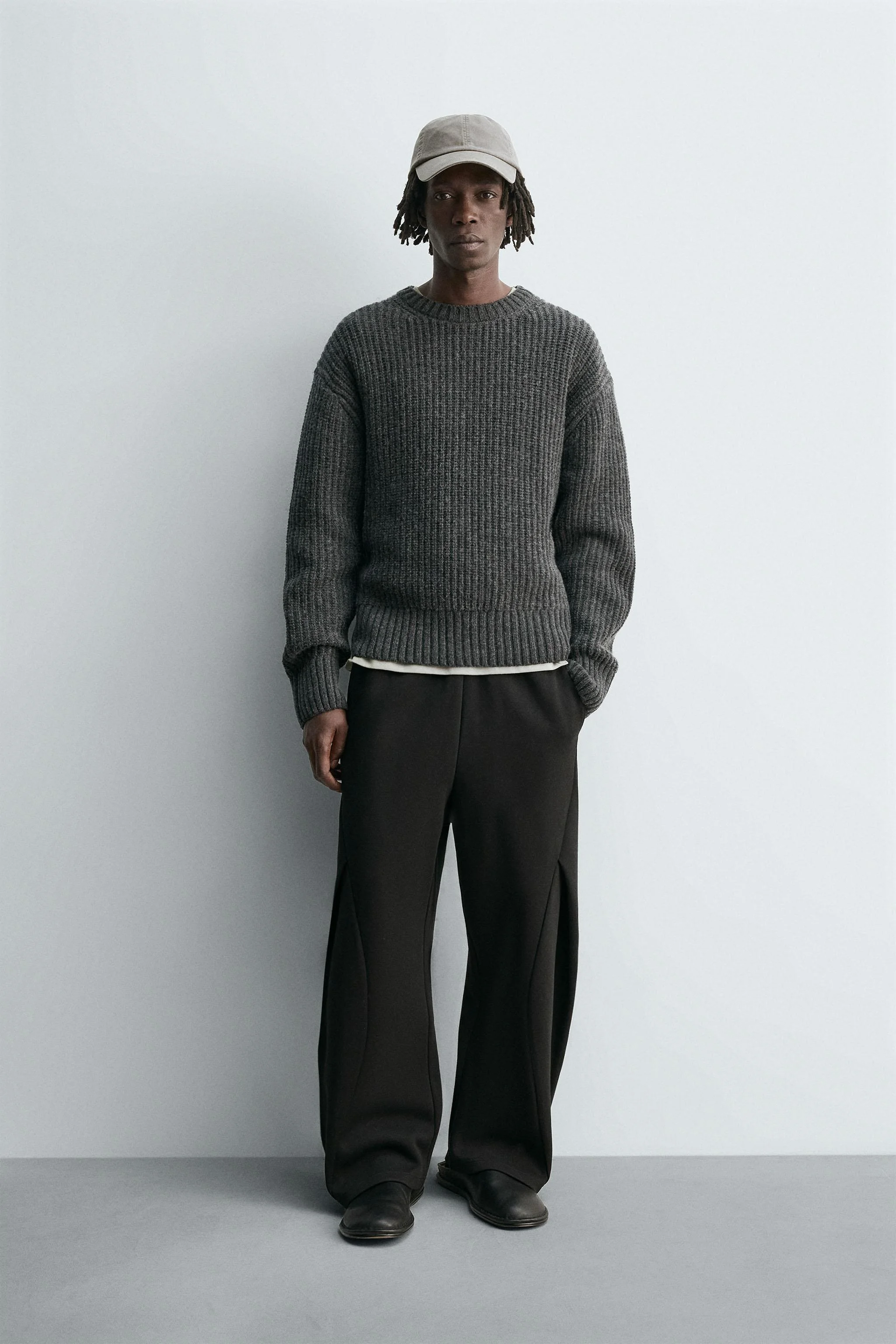 شلوار مدل بالونی با جزئیات پیلی، با افکت نئوپرن