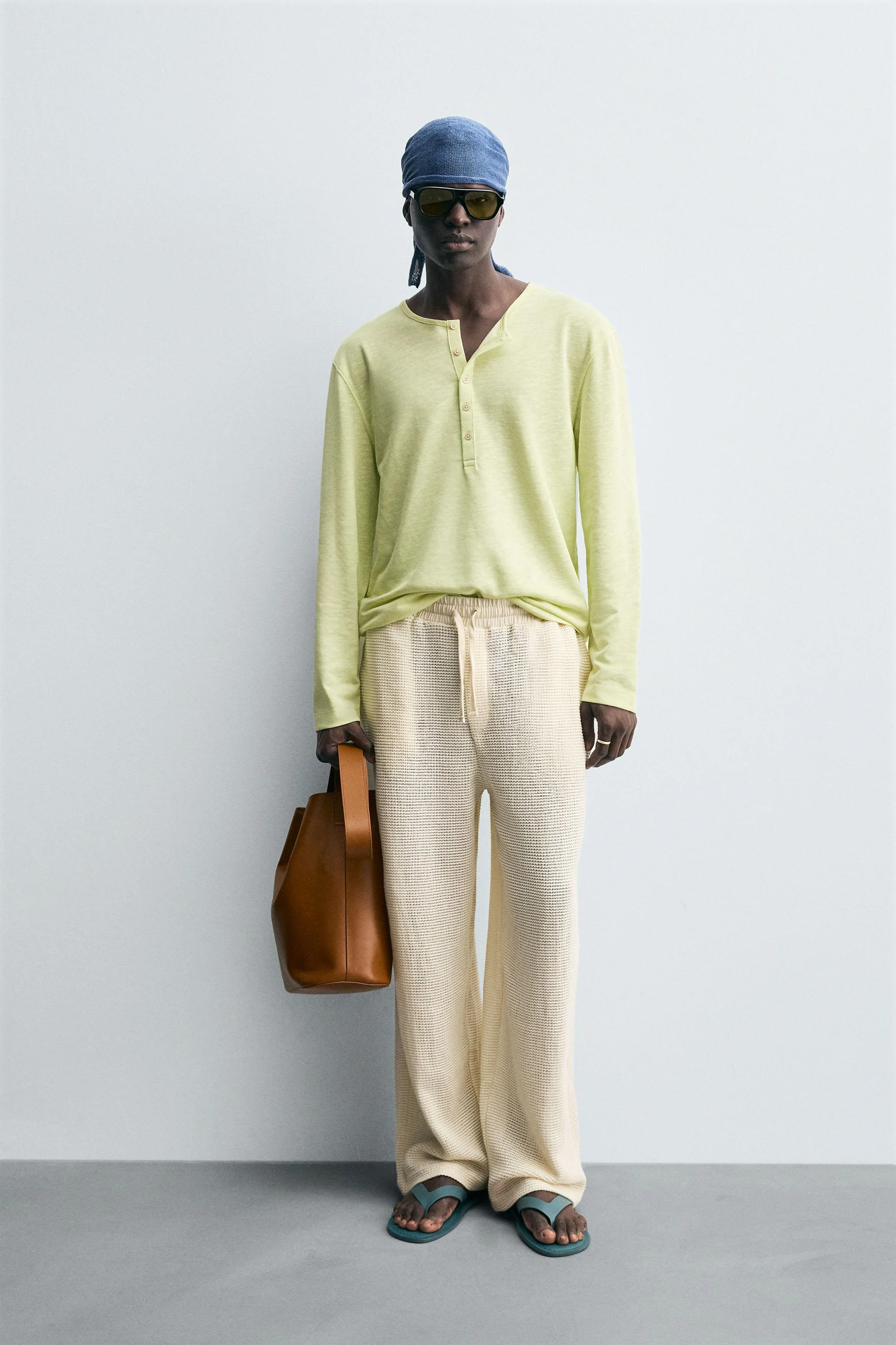 شلوار با بافت باز و تن خور راحت