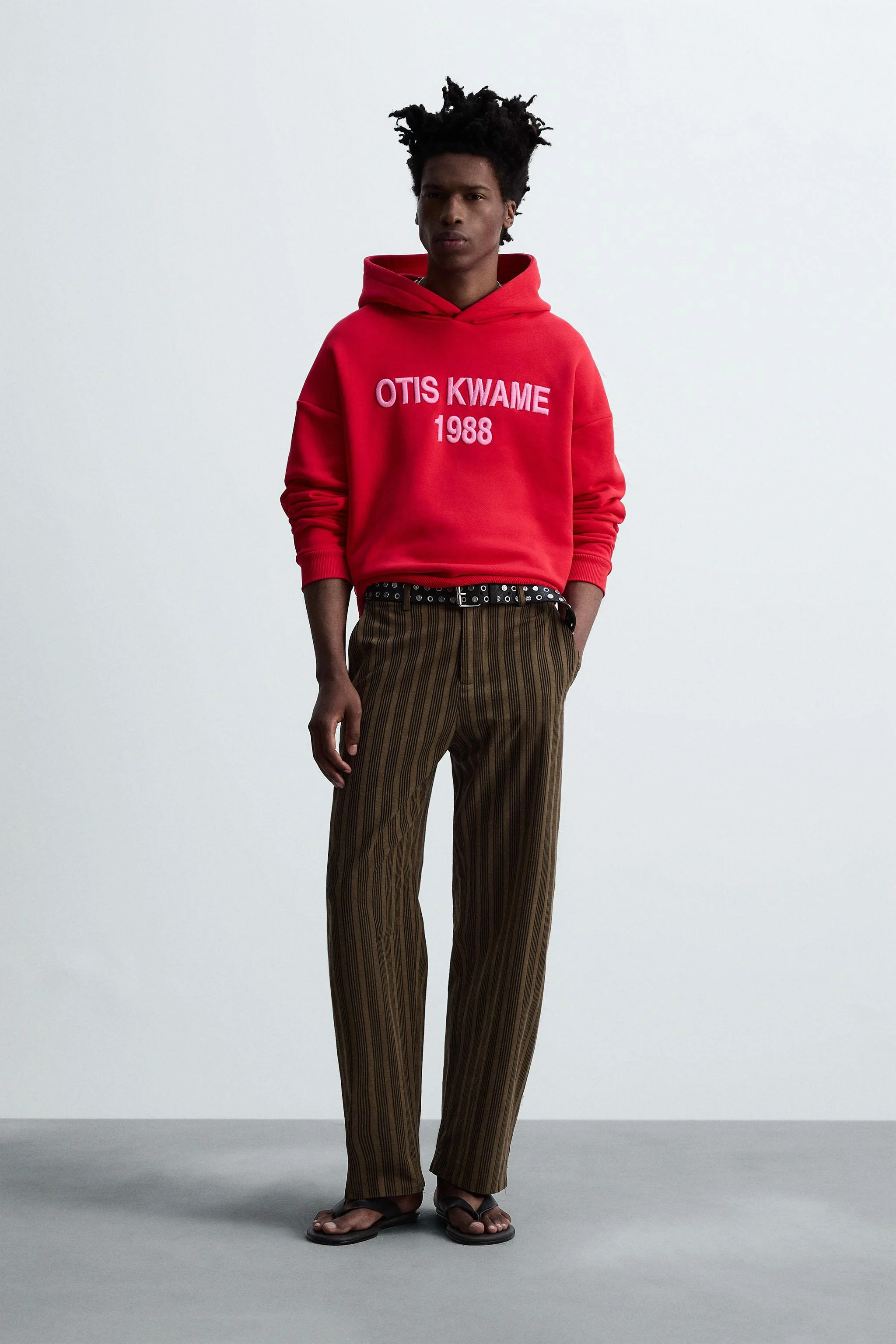 شلوار راه راه مدل بالونی © OTIS KWAME KYE QUAICOE