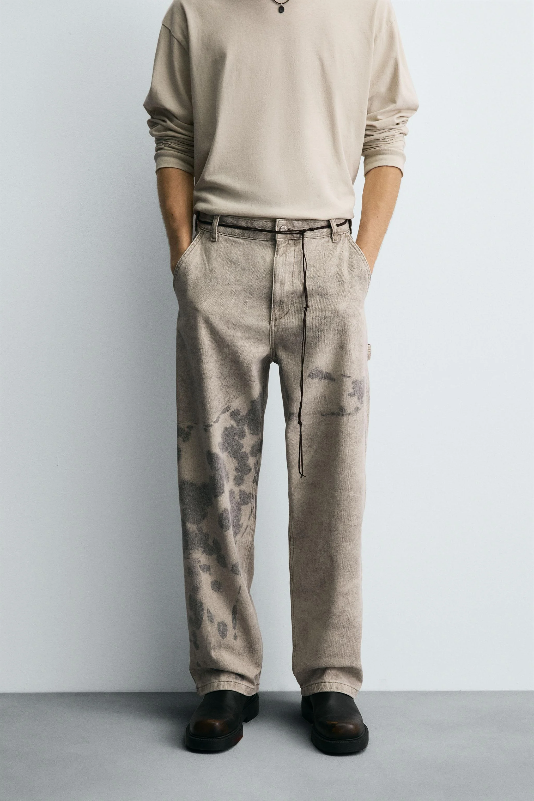 شلوار نجار با طرح دالمیشن