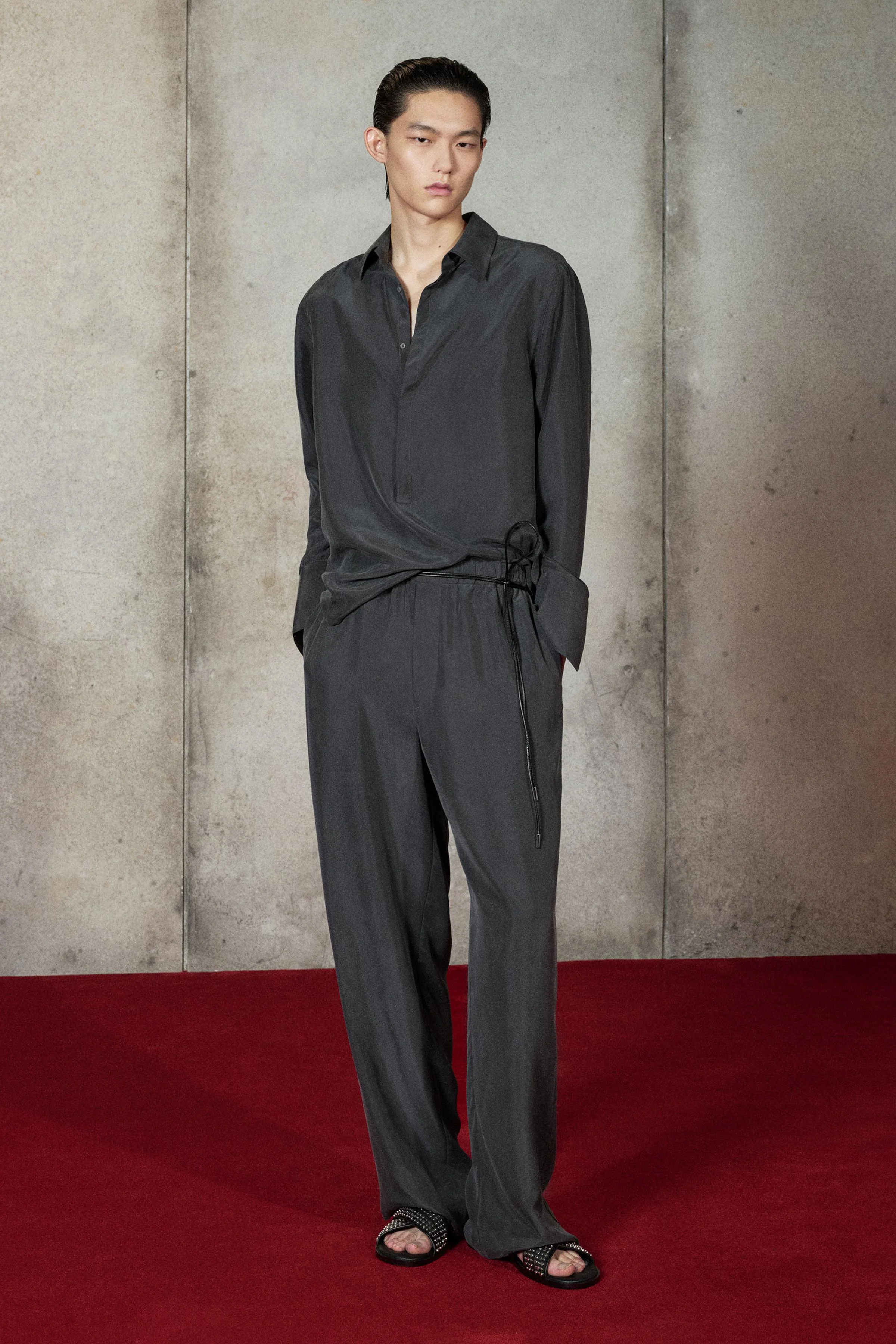 شلوار ابریشمی 100% با کمربند لودویک دی سن سرنین x زارا