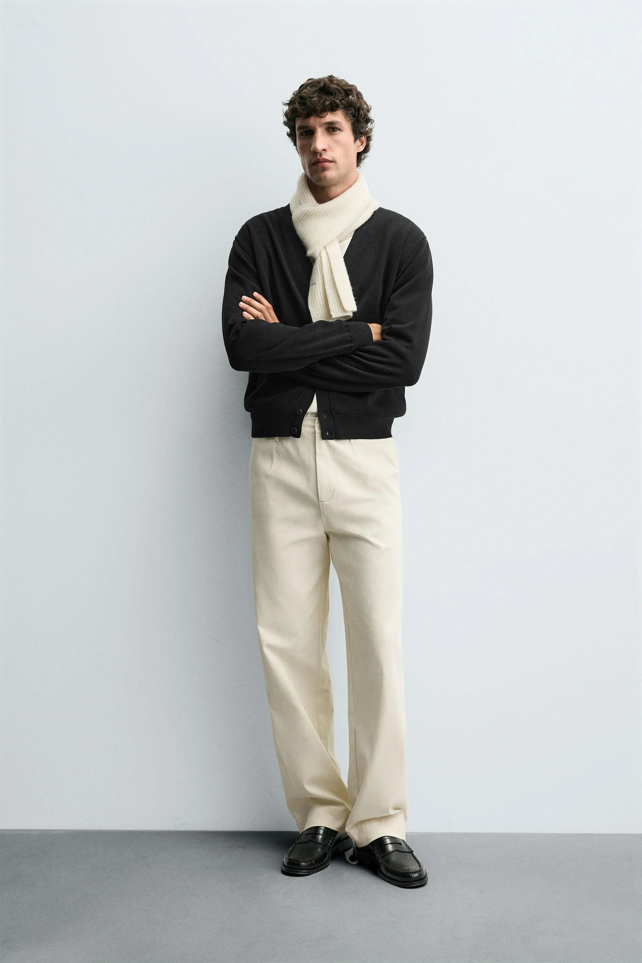 شلوار کتان با بافت مورب به همراه کمربند