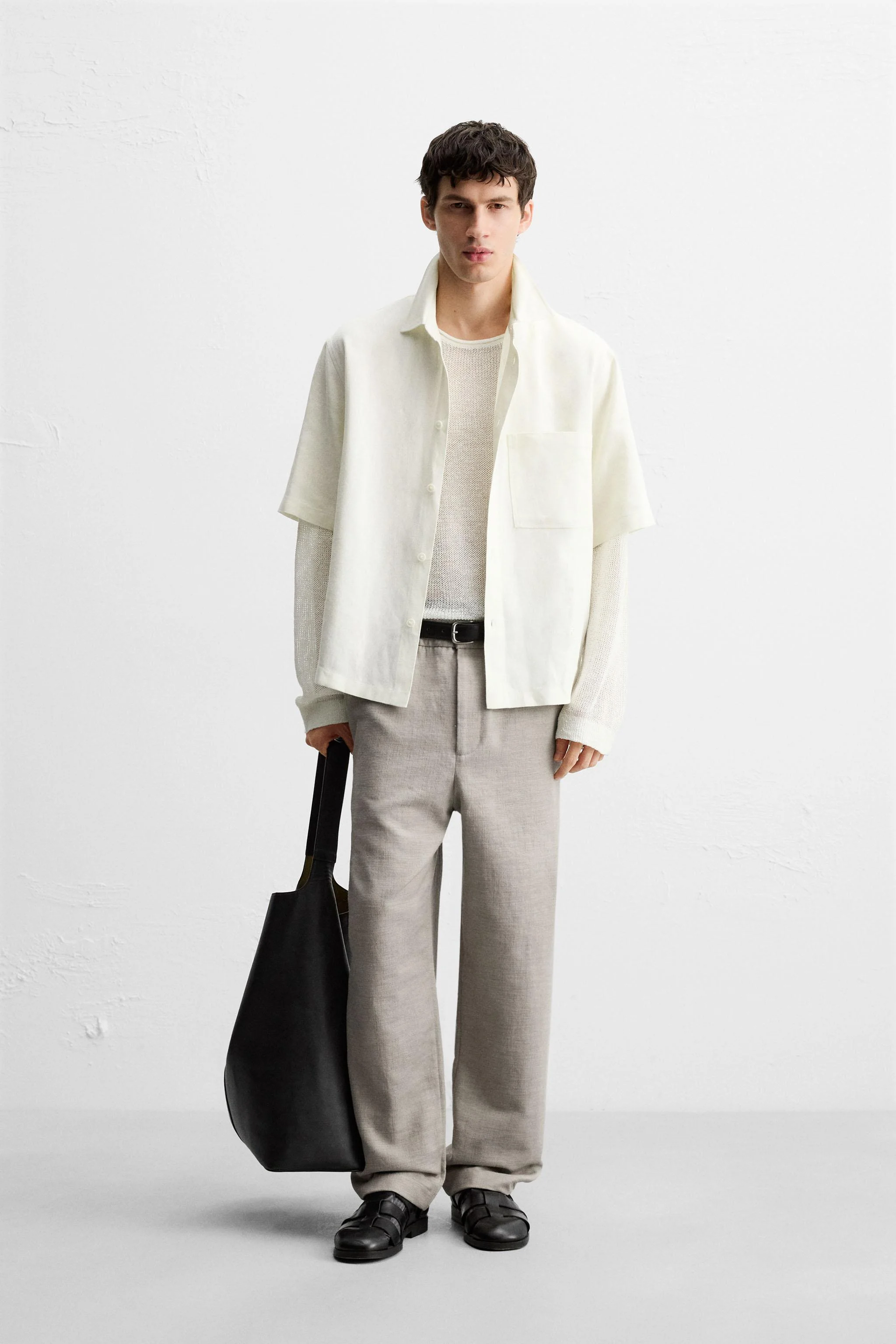 شلوار راسته با بافت پارچه ای شلوار راسته با بافت پارچه ای