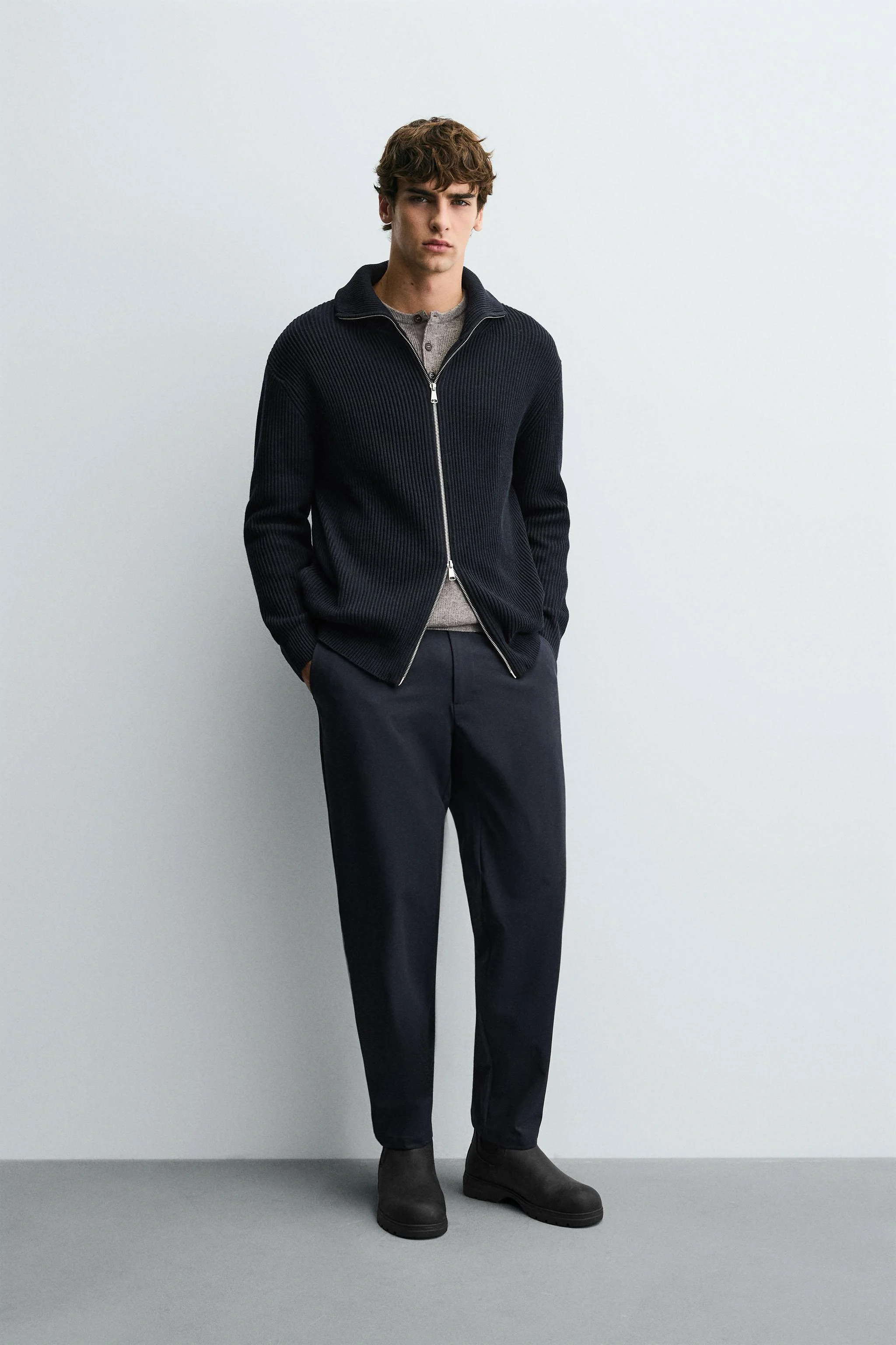 شلوار راسته با بافت راحت