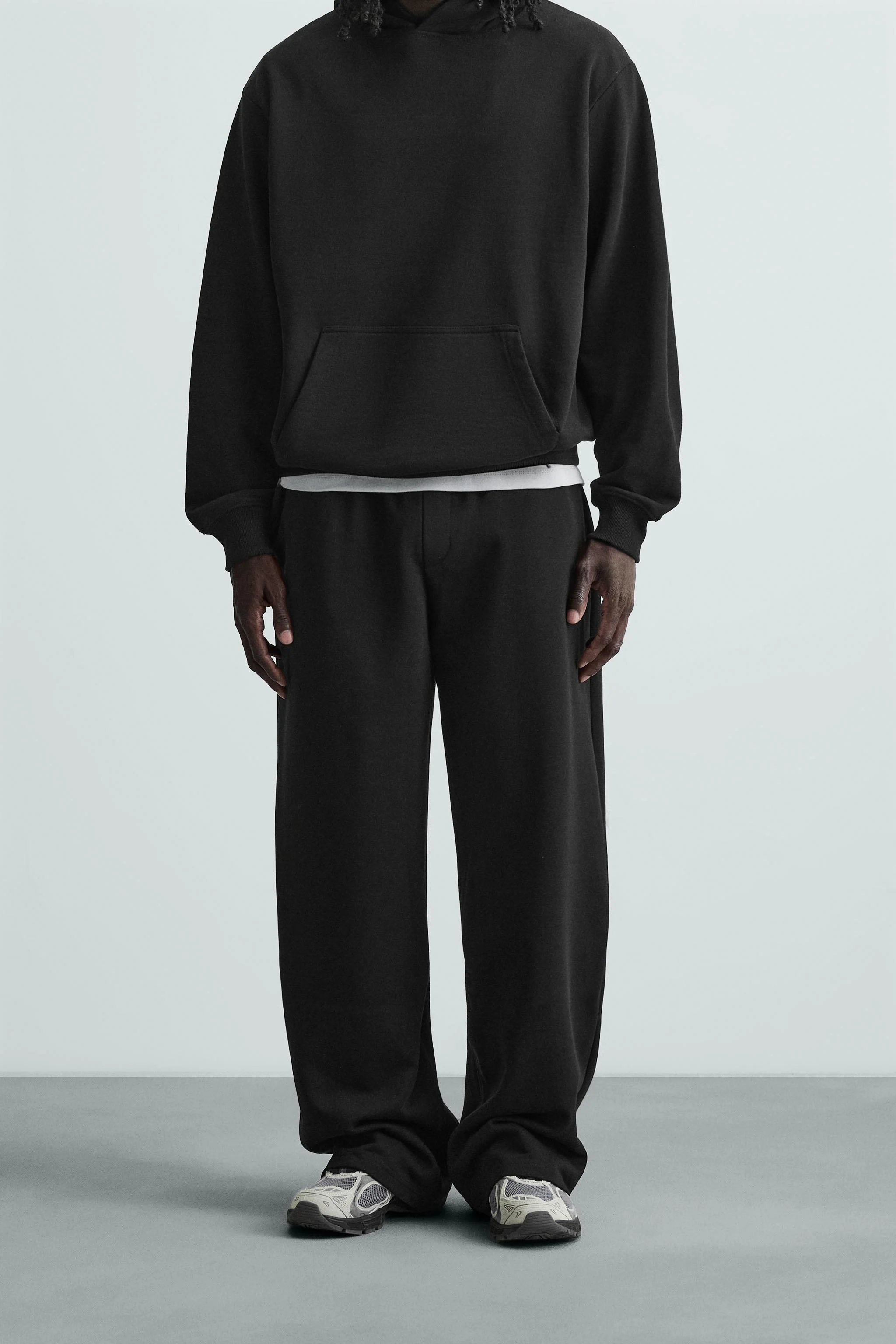 شلوار جاگر پاچه گشاد ساده شلوار جاگر پاچه گشاد ساده