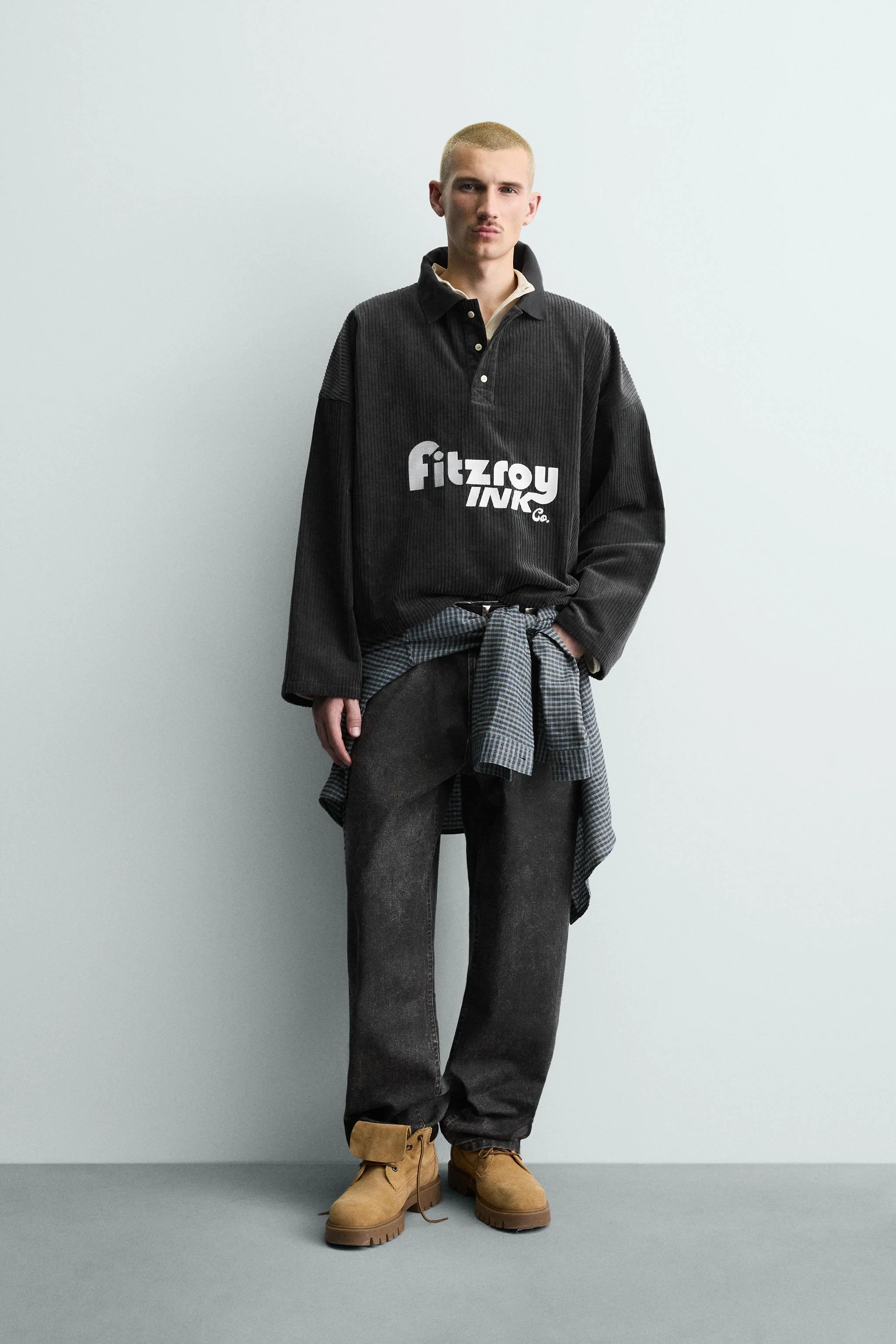 پولوشرت مخمل کبریتی گلدوزی شده