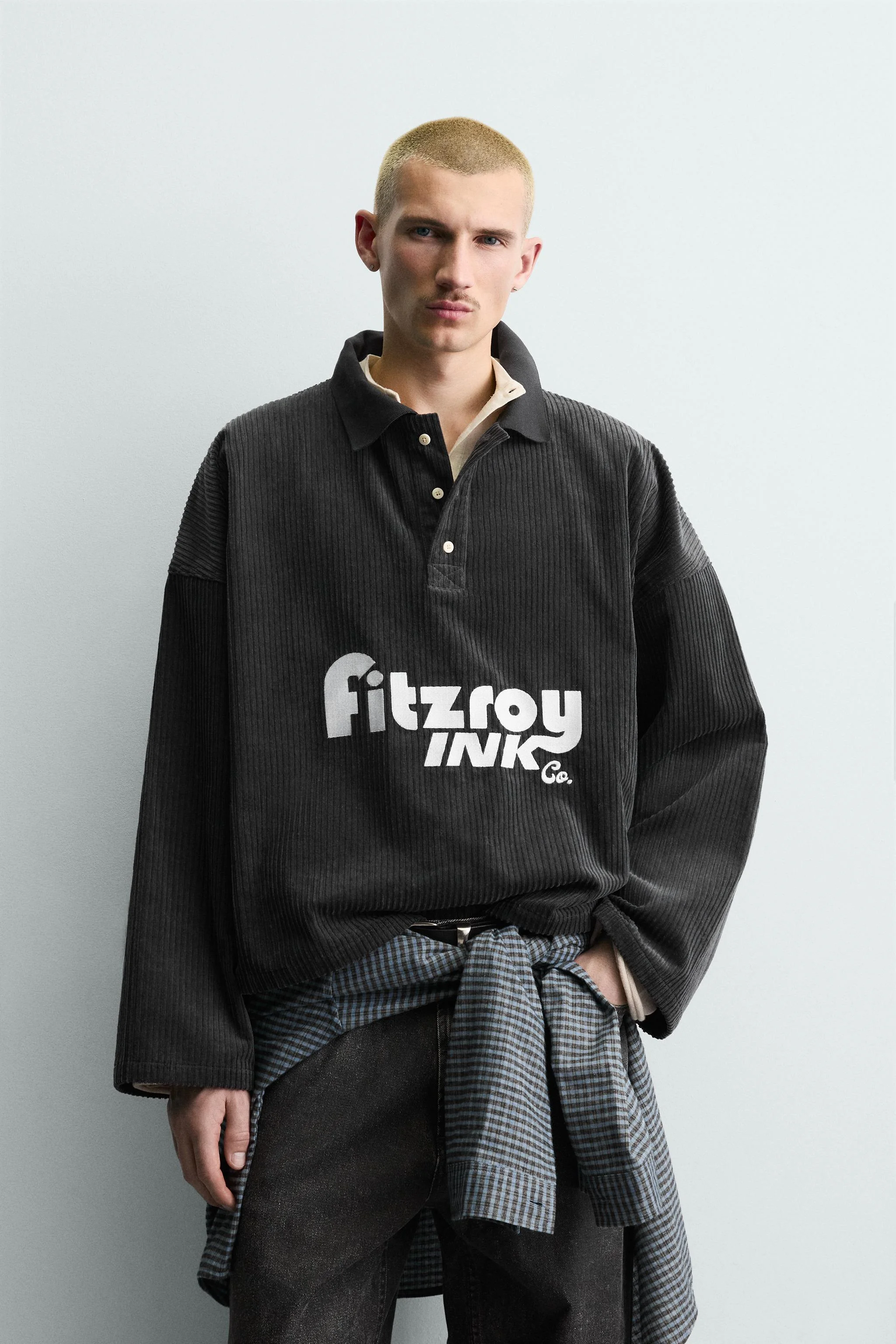 پولوشرت مخمل کبریتی گلدوزی شده