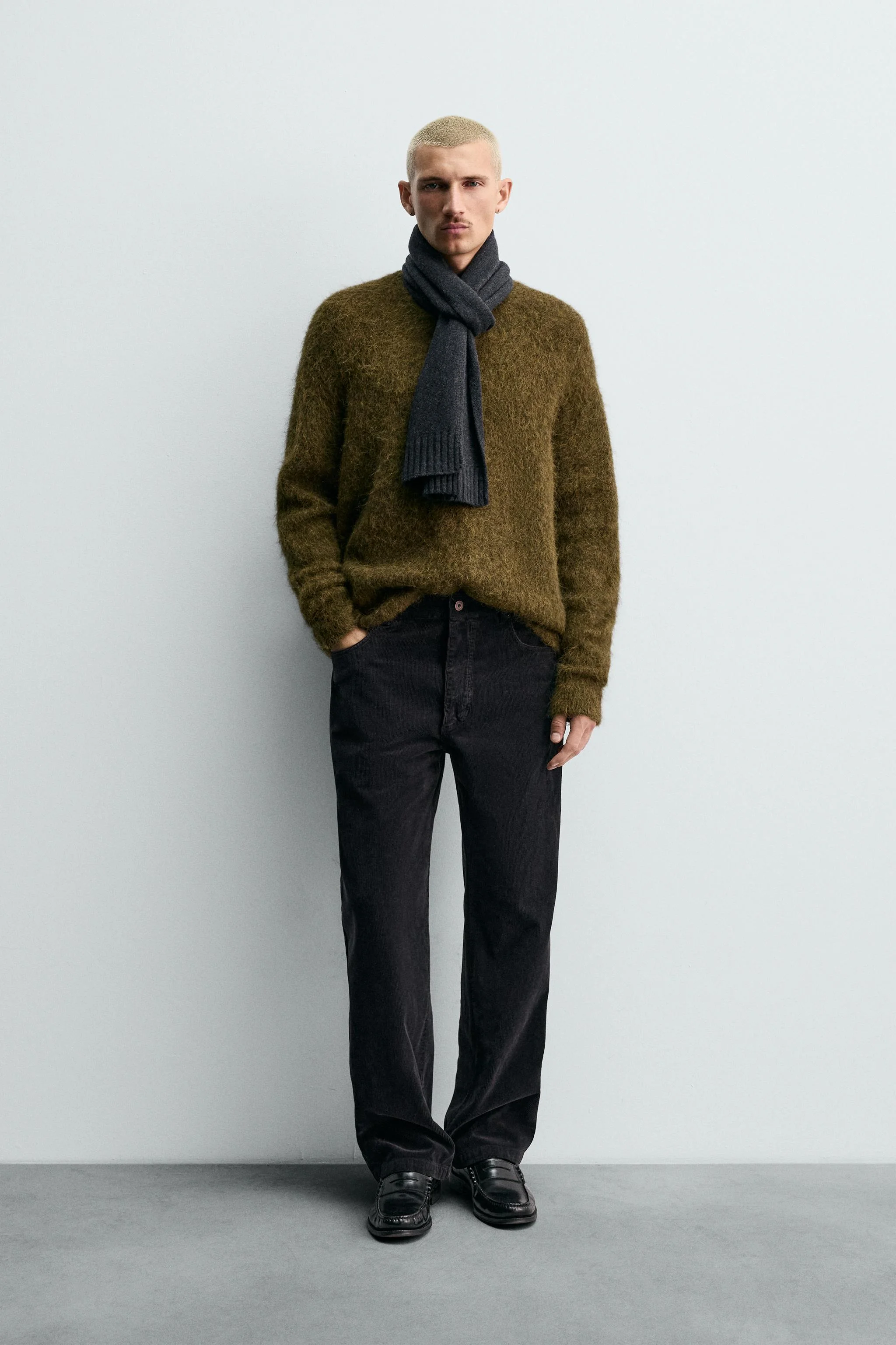 شلوار کبریتی با برش معمولی