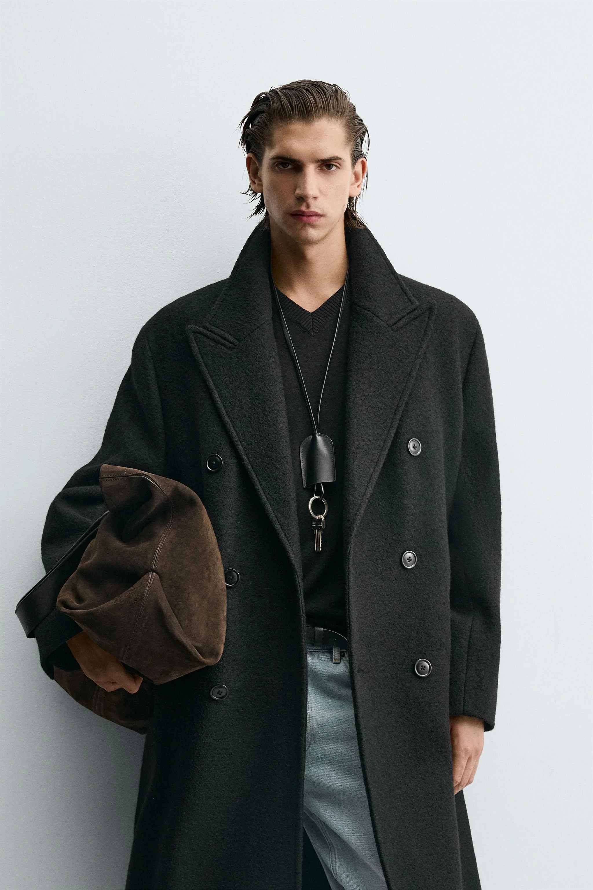 پالتو پشمی با بافت حلقه‌ای