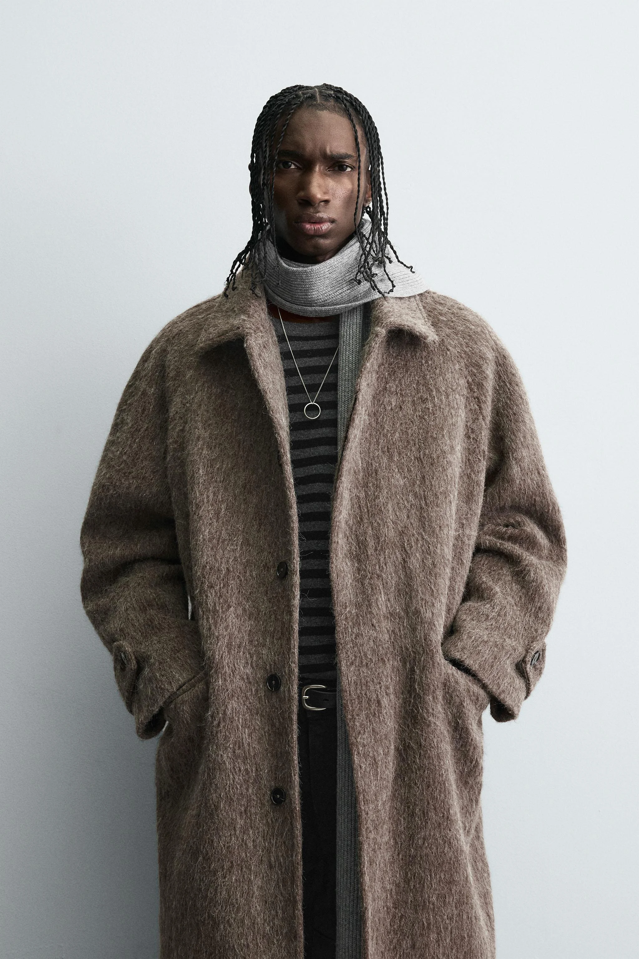 کت با ترکیب پشم و خز مصنوعی کت با ترکیب پشم و خز مصنوعی