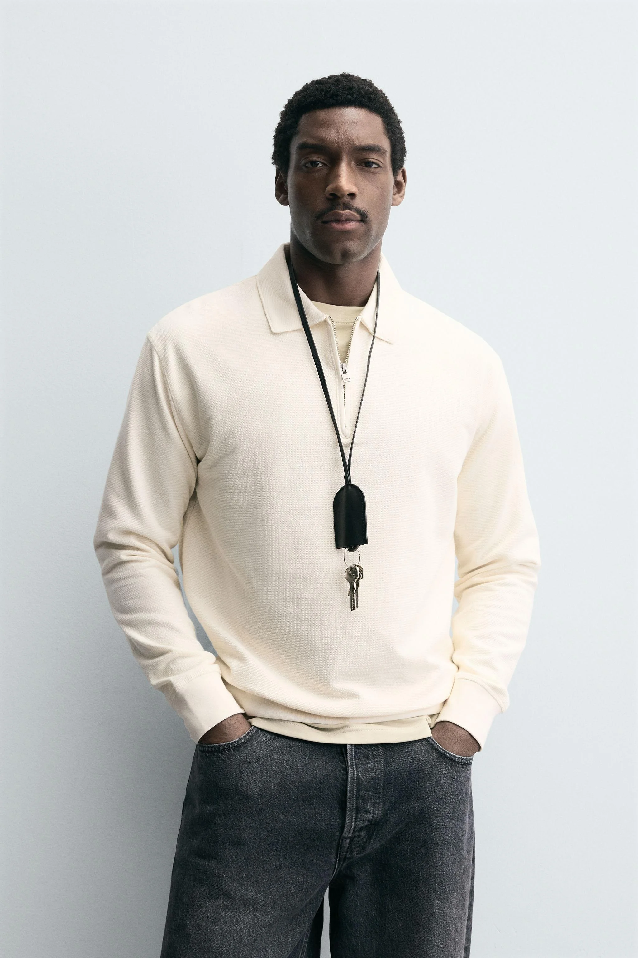 پولوشرت بافت دار با زیپ