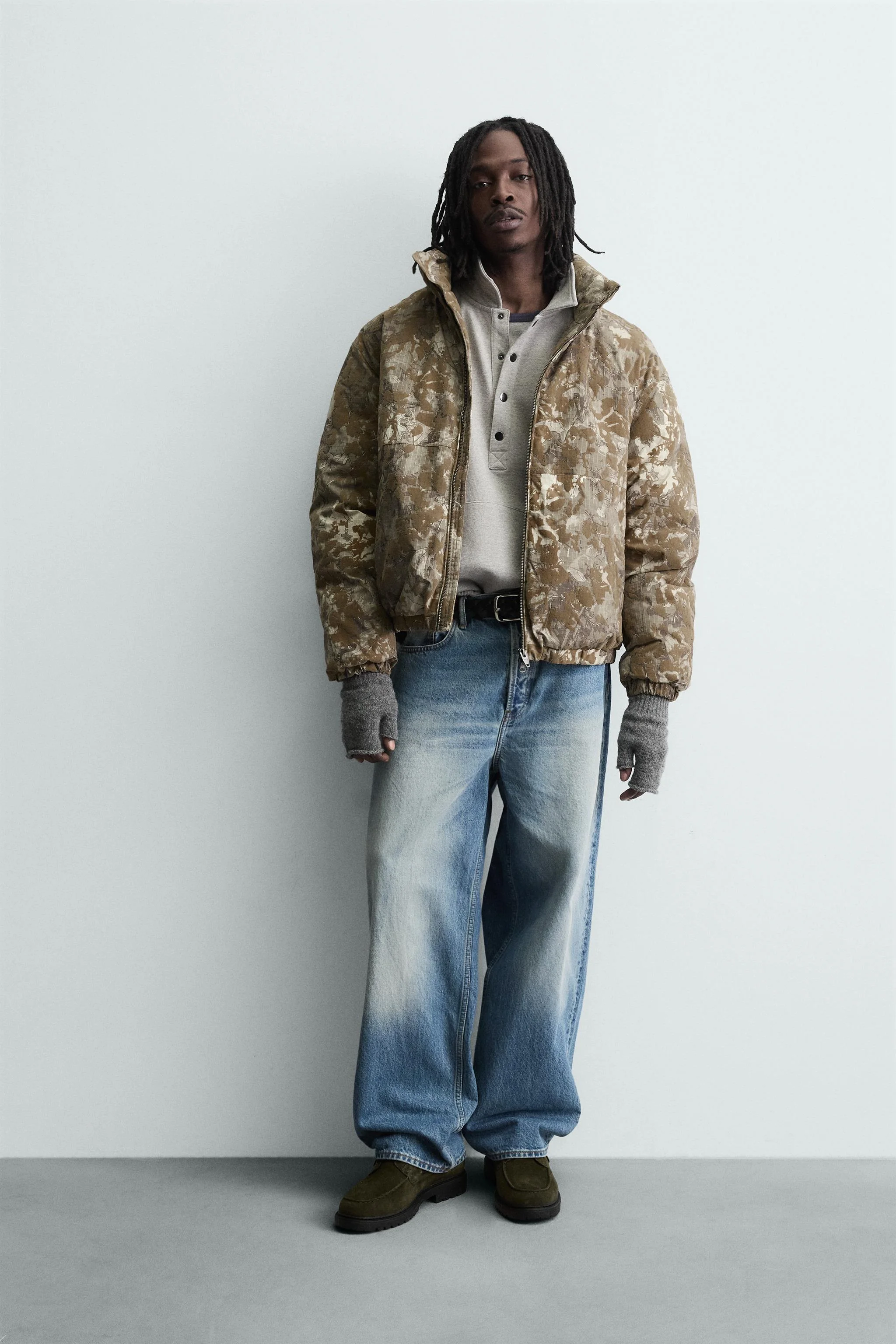 کاپشن پافر با طرح چاپی