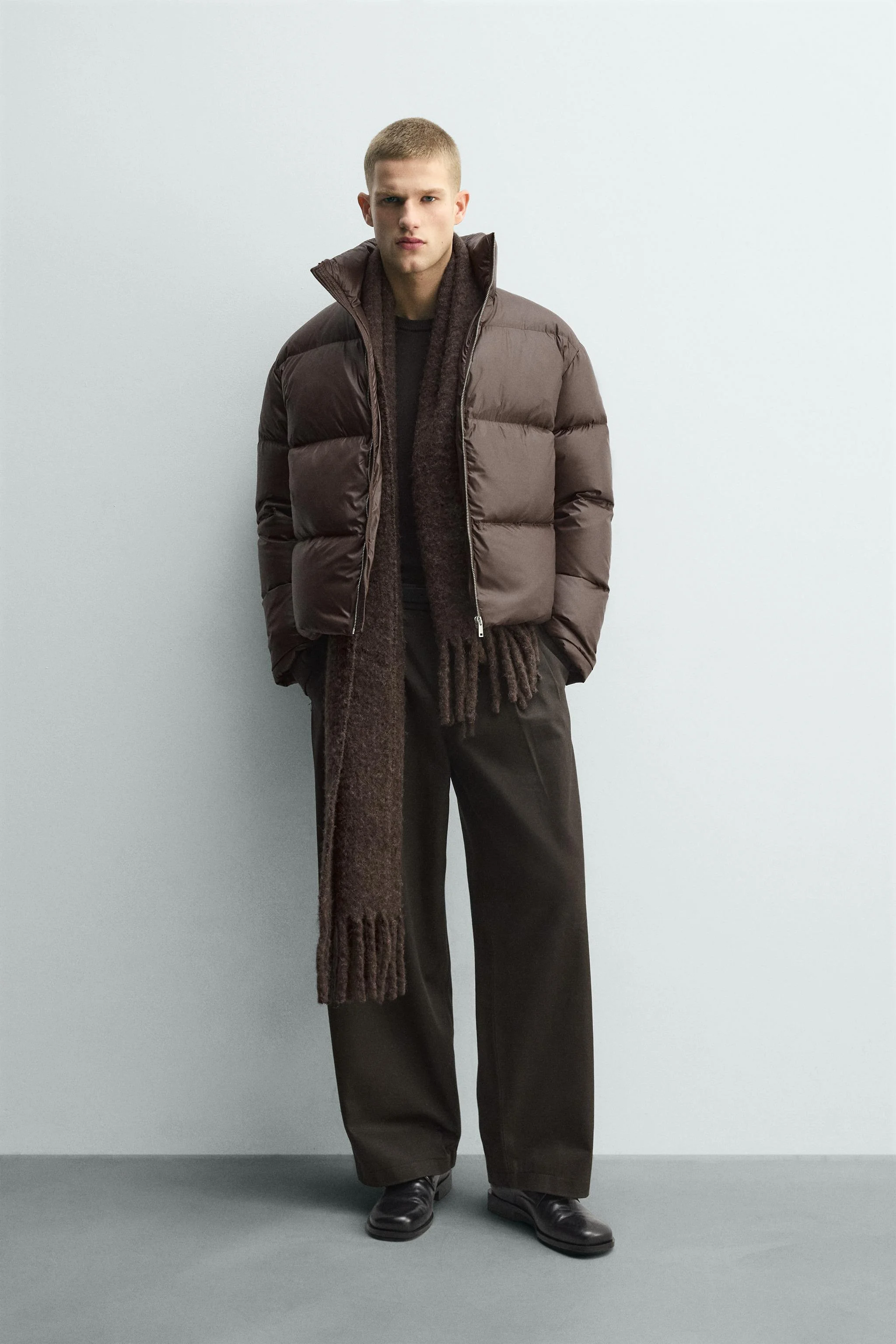 کاپشن پفی با الیاف %۸۰ پر و %۲۰ پَر