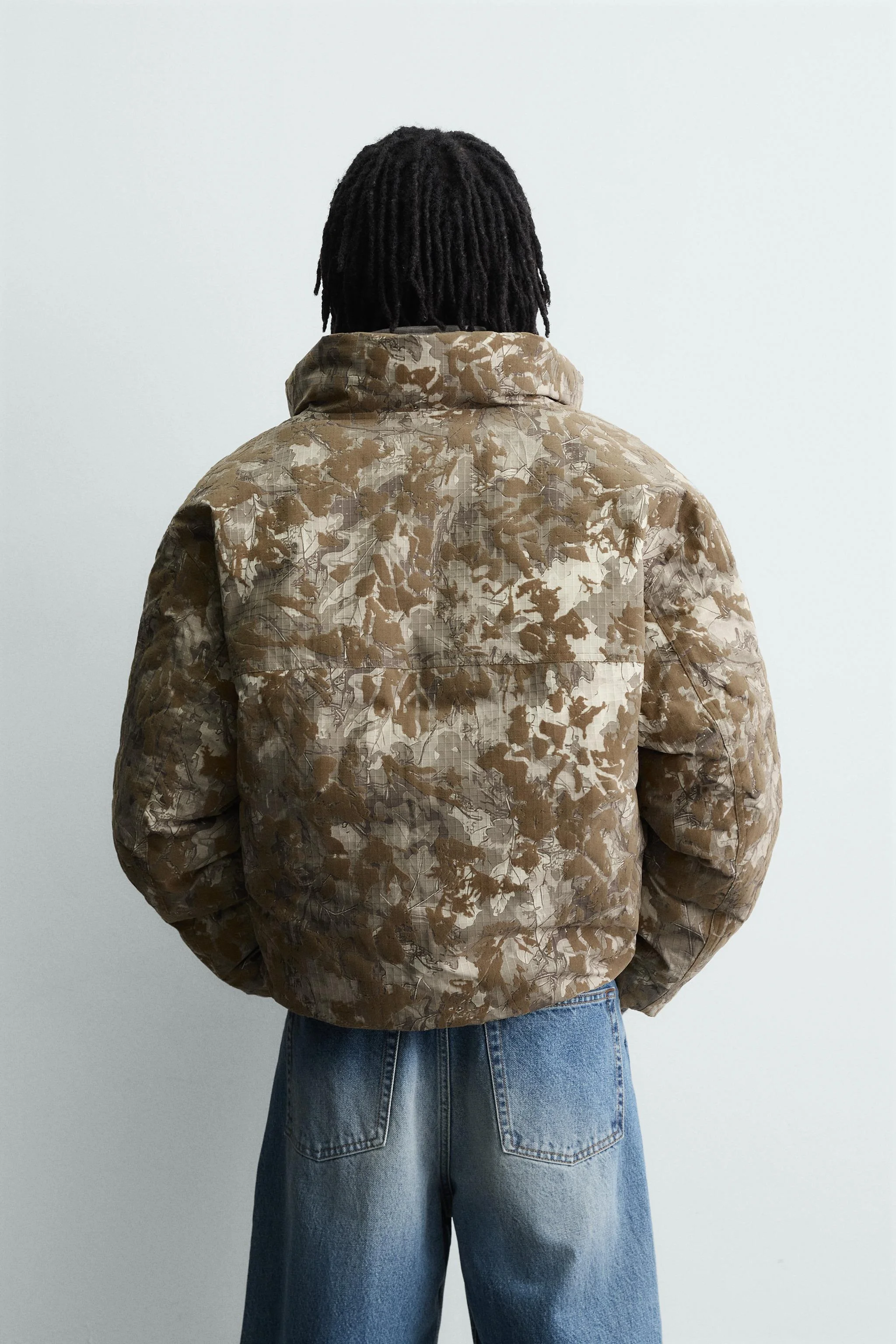 کاپشن پافر با طرح چاپی کاپشن پافر با طرح چاپی