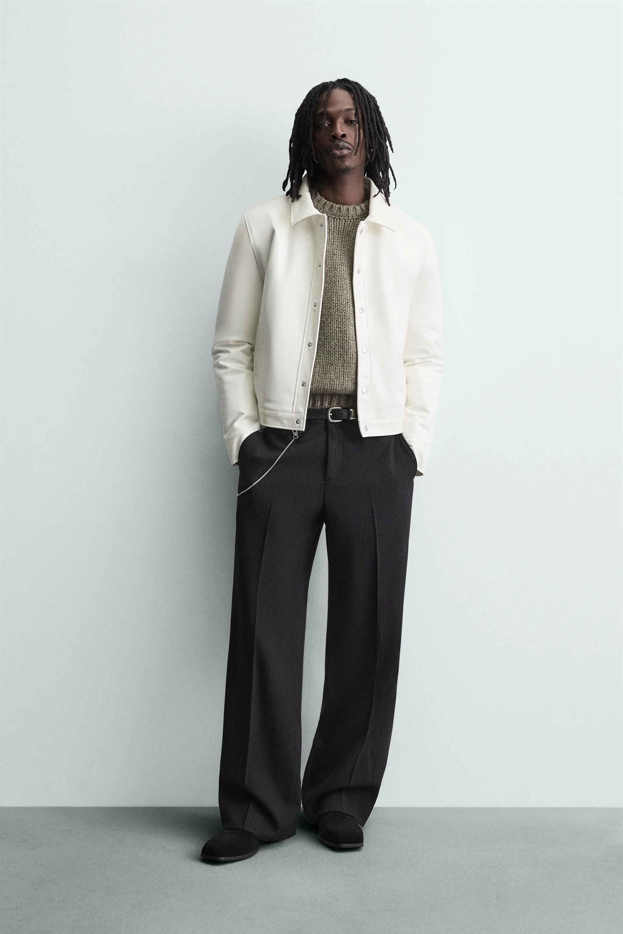 کت با ظاهر چرم براق