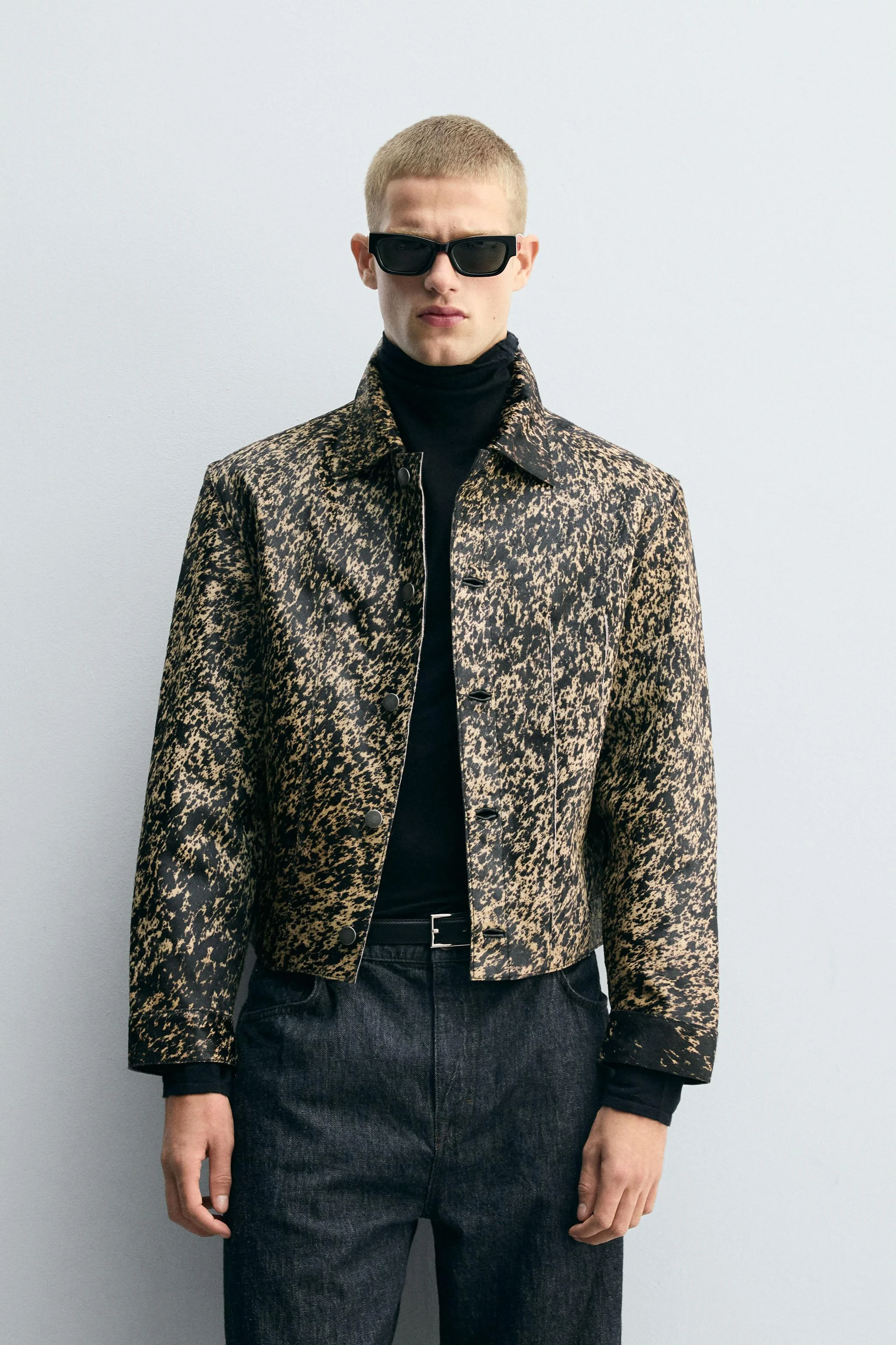 کت چرمی طرح پوست گوسفند