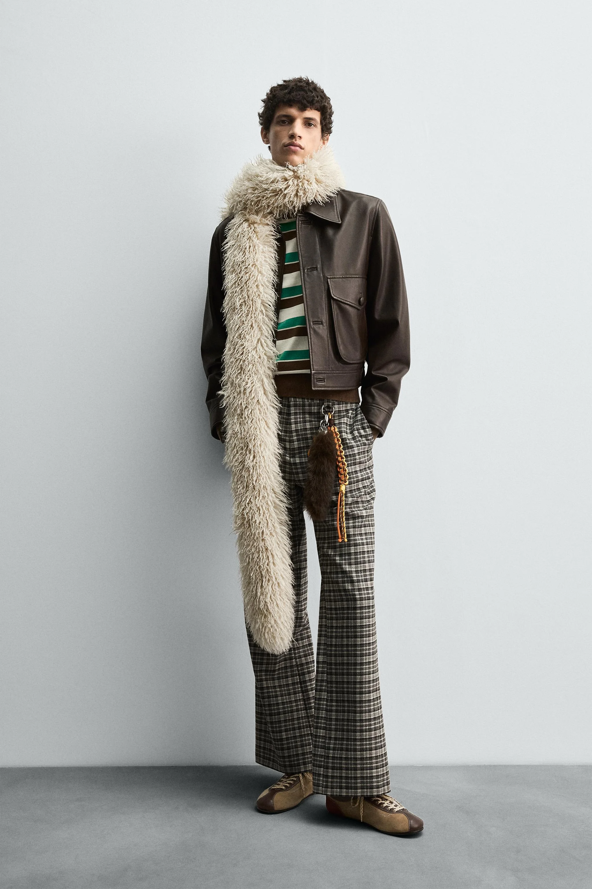 کت چرمی هری لمبرت برای زارا ایکس دیزنی