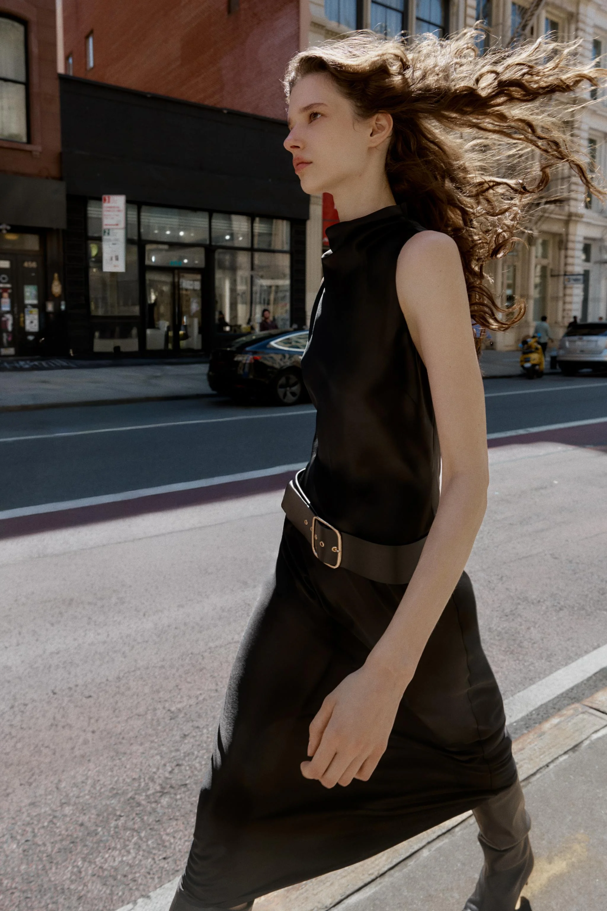 پیراهن میدی ساتن با کمربند