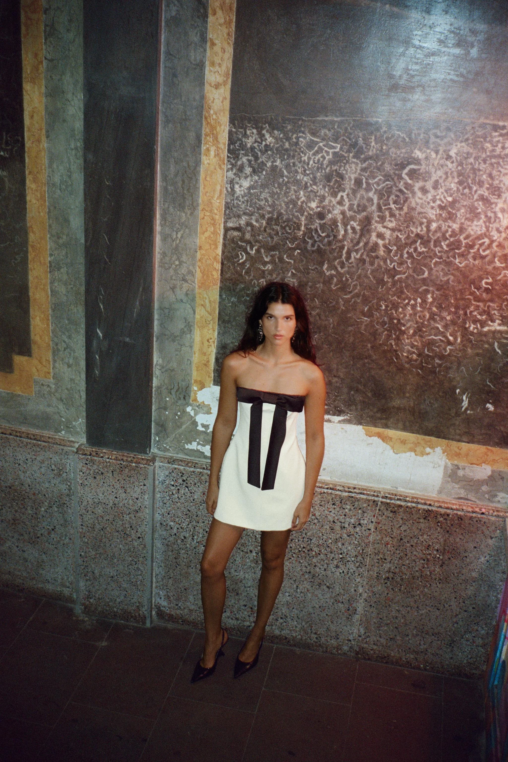 پیراهن بدون بند با پاپیون