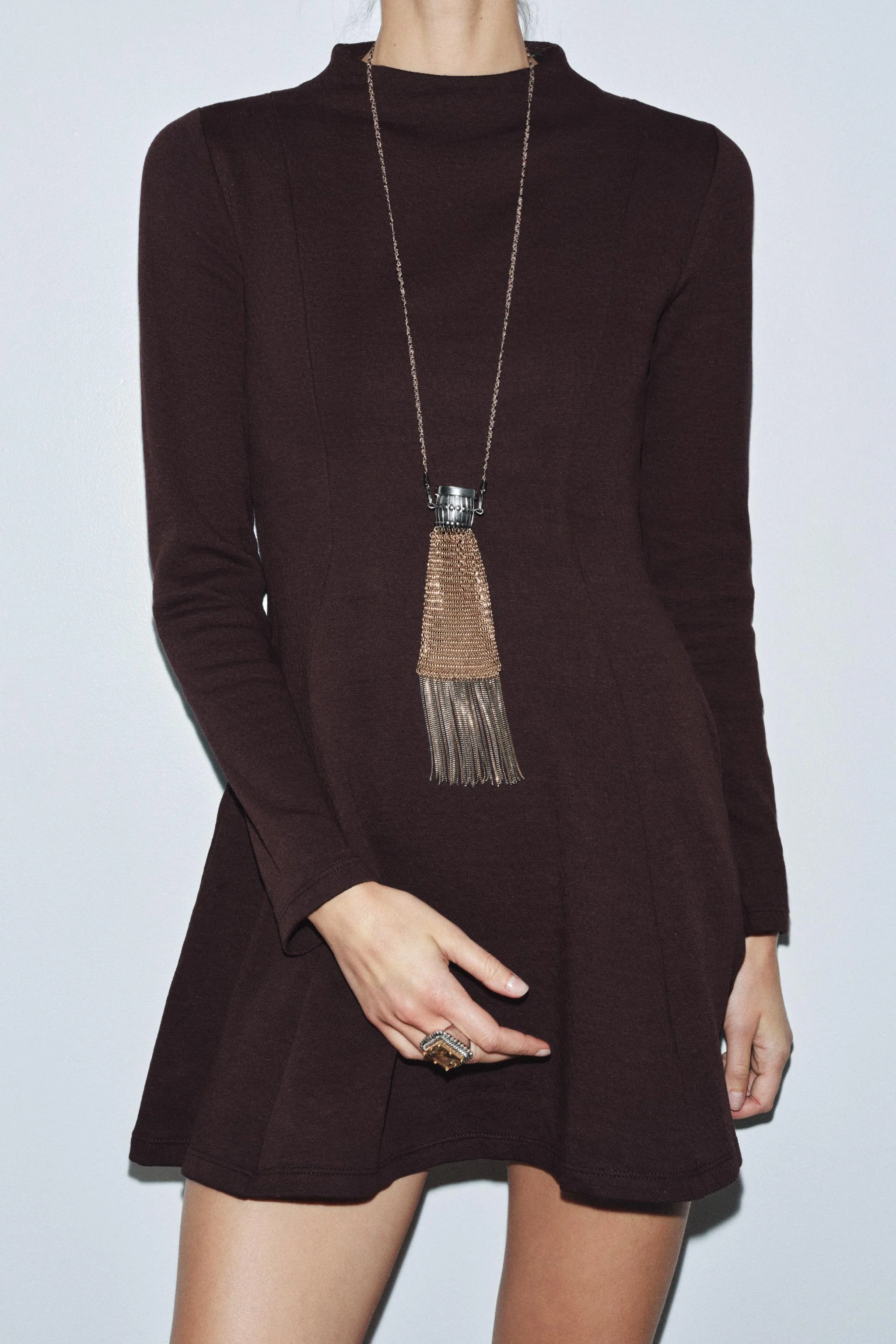 پیراهن کوتاه اسکیت‌باز