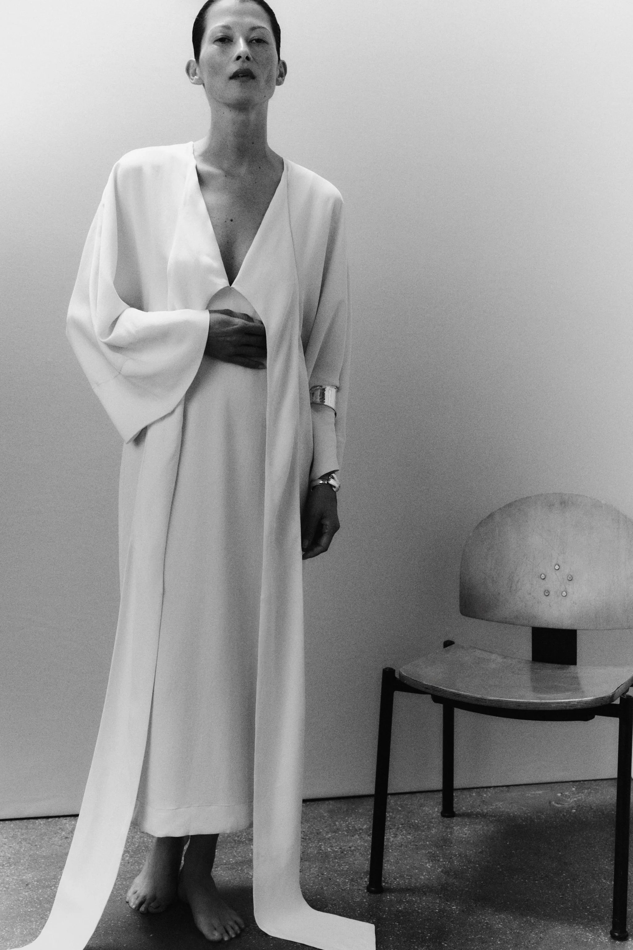 پیراهن میدی زنانه ZW COLLECTION با بند پیراهن میدی زنانه ZW COLLECTION با بند