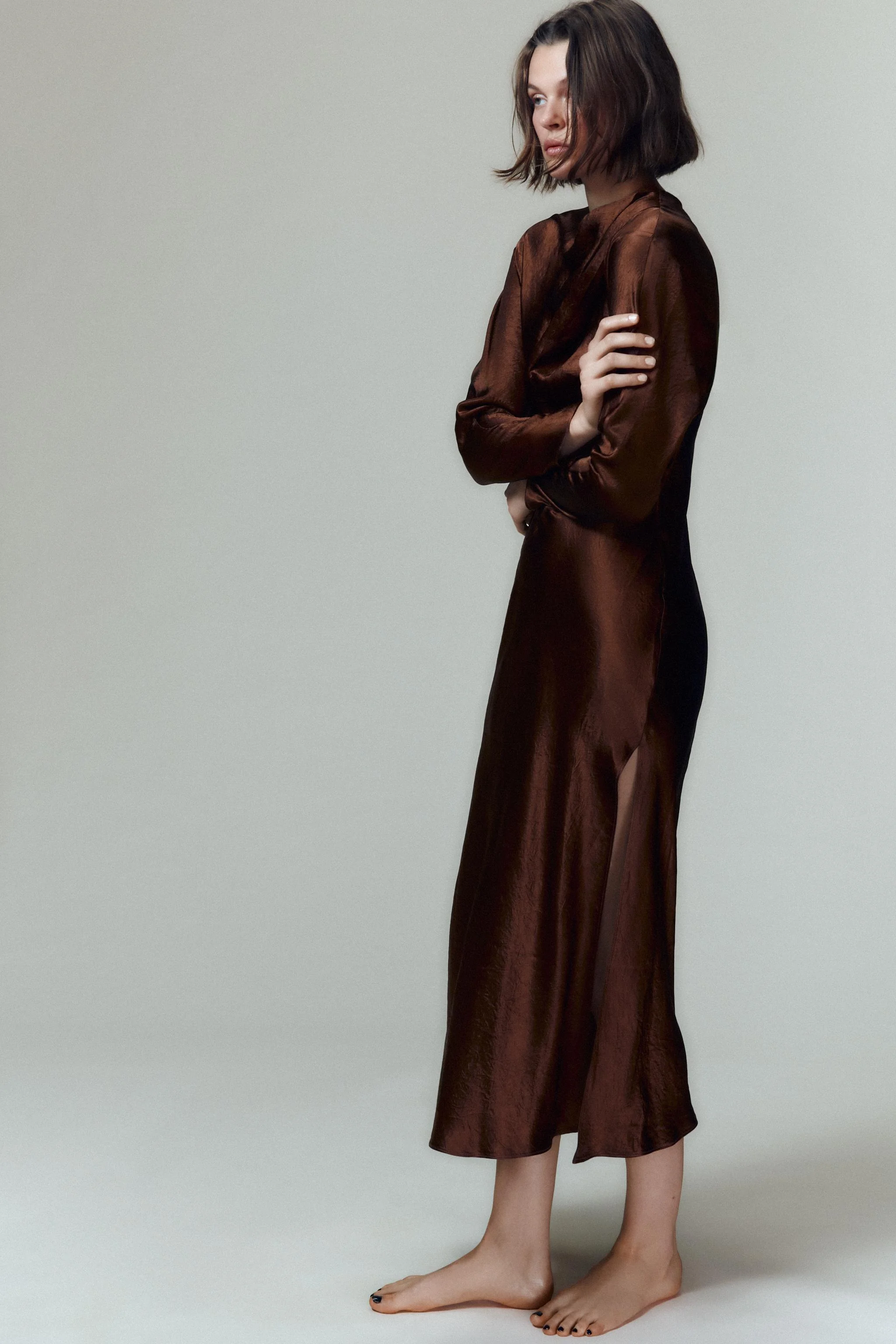 پیراهن میدی پلیسه دار با بافت چروک