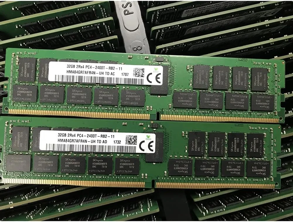یک عدد رم سرور SK Hynix مدل HMA84GR7AFR4N-UH با ظرفیت 32 گیگابایت، PC4-2400T 19200R یک عدد رم سرور SK Hynix مدل HMA84GR7AFR4N-UH با ظرفیت 32 گیگابایت، PC4-2400T 19200R