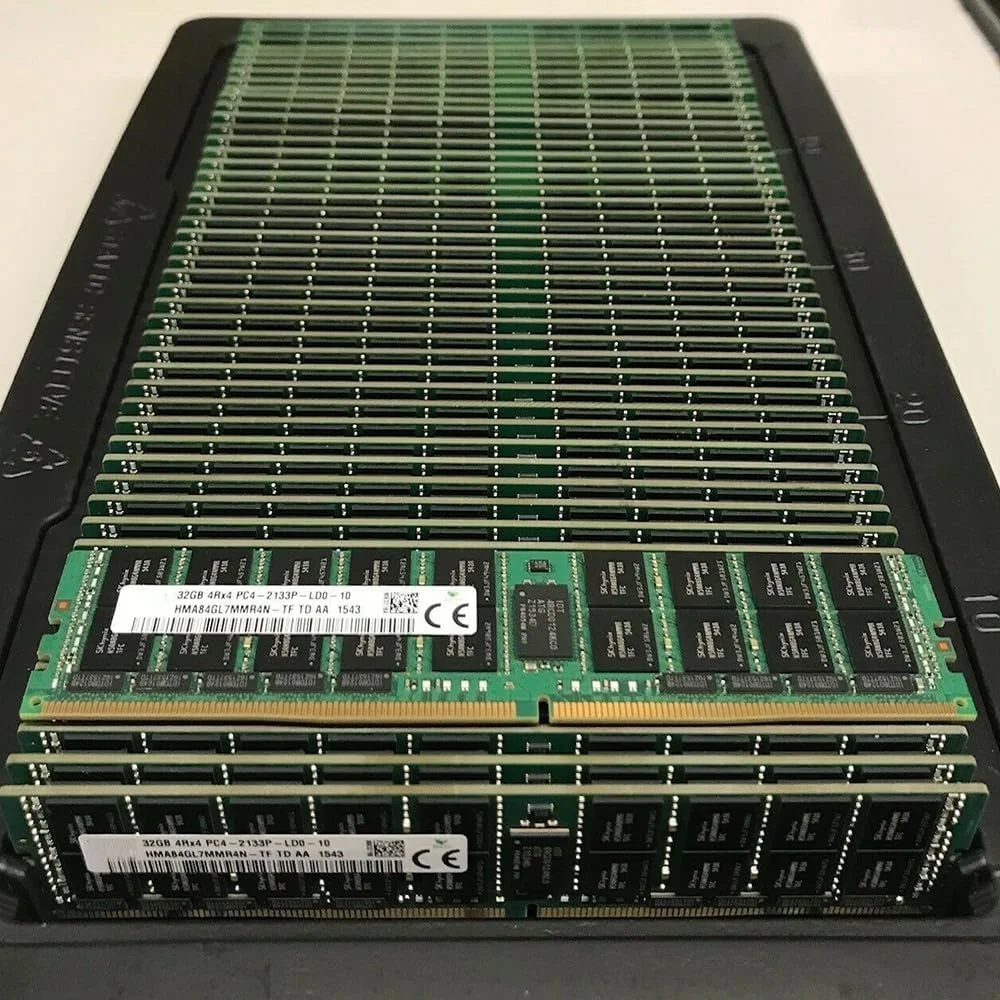 یک عدد رم سرور SKhynix مدل HMA84GL7MMR4N-TF 32G 4RX4 PC4-2133P REG (32 گیگابایت)