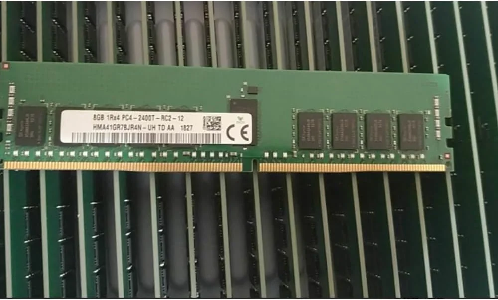 یک عدد رم سرور SKhynix مدل HMA41GR7BJR4N-UH 8G 1RX4 2400T ECC REG (8 گیگابایت)