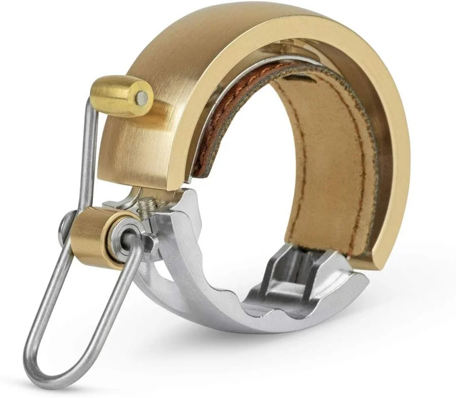 زنگ دوچرخه KNOG مدل لوکس بزرگ (قطر داخلی: 23.8-31.8 میلی متر) صدای دلنشین، چرمی، چکش برنجی، برش CNC [Oi Luxe Large] نوع حلقه ای