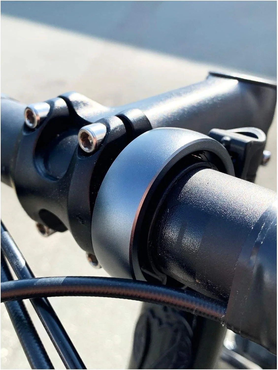 زنگ دوچرخه کوچک کلاسیک Knog KNCS Oi، 22.2 میلی متر، مشکی خاکستری