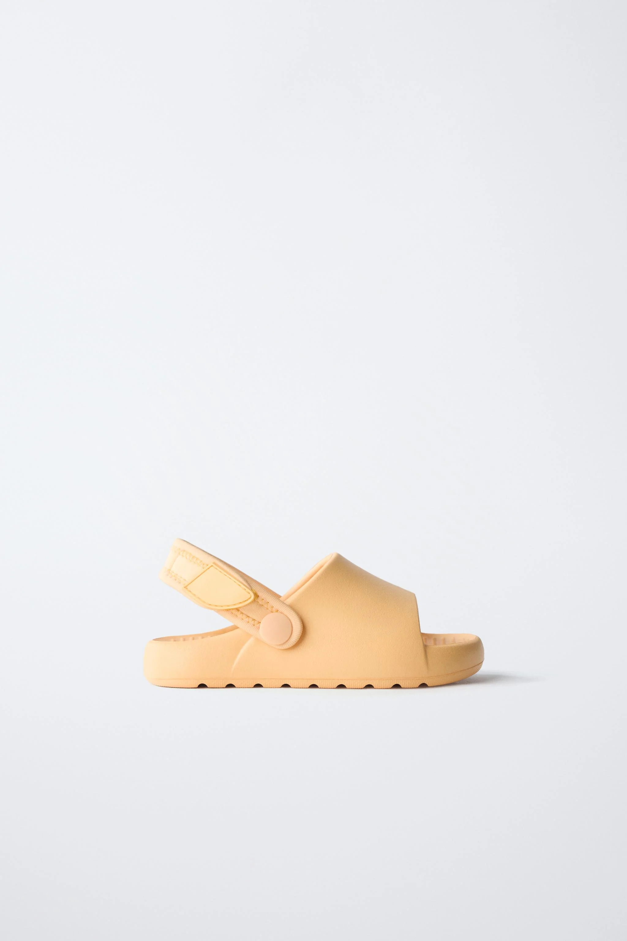 صندل های لژدار لاستیکی صندل های لژدار لاستیکی