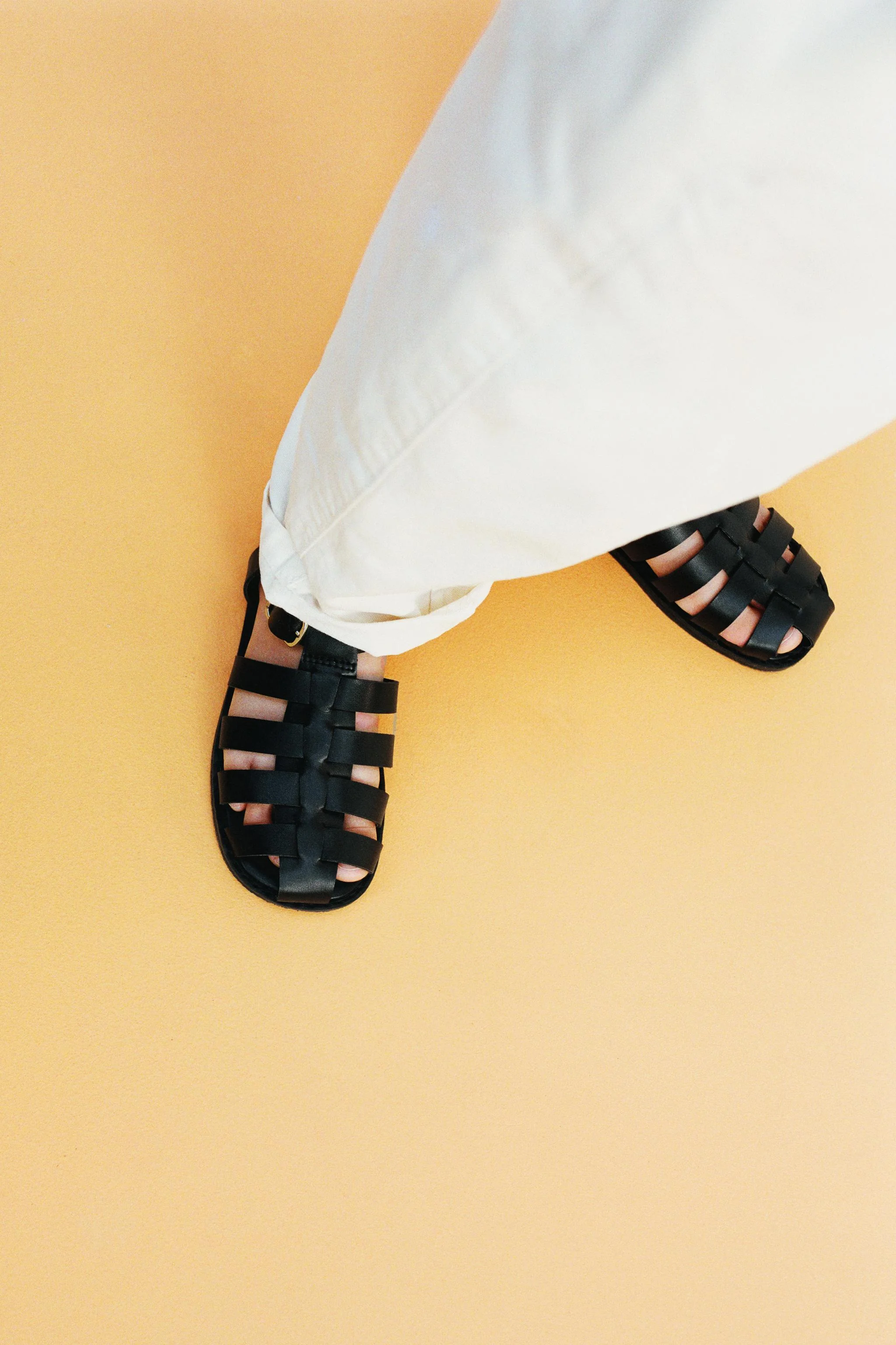 صندل های قفسی سگکی صندل های قفسی سگکی