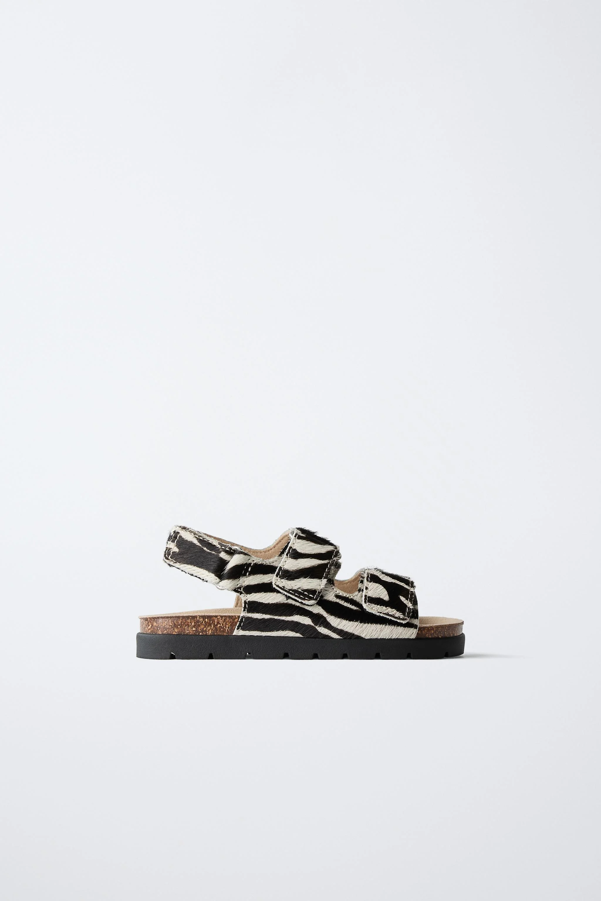 صندل چرمی با طرح حیوانات