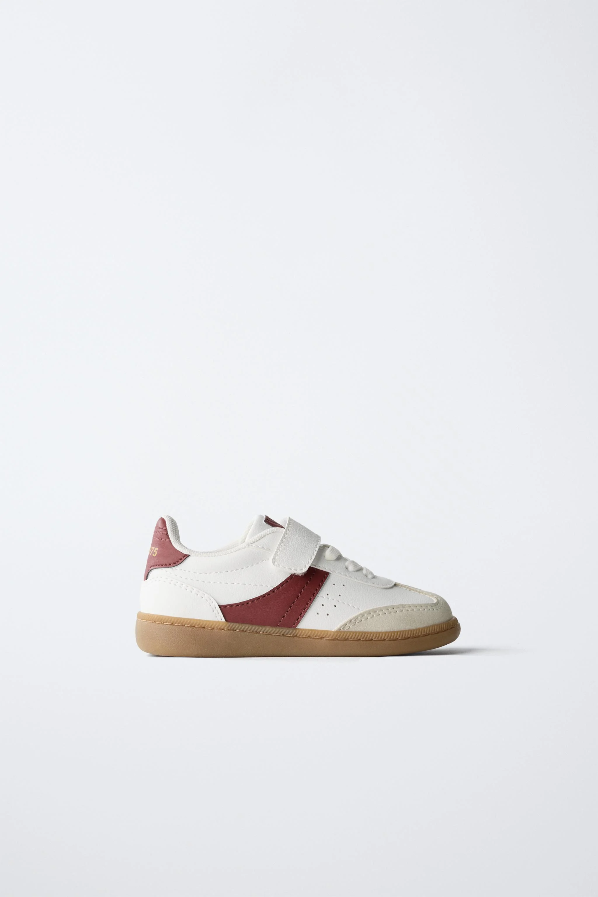 کفش های پارچه ای سبک رترو