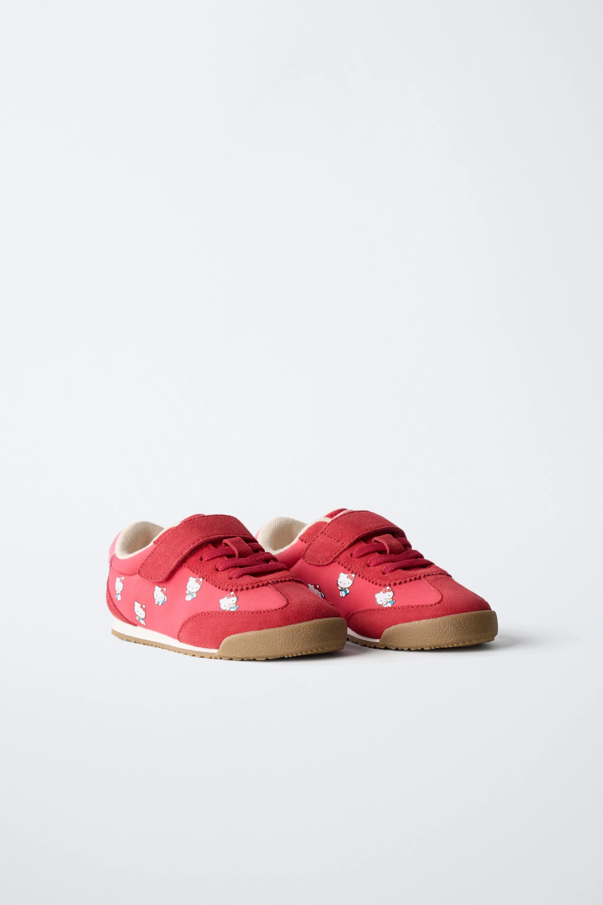 کفش ورزشی HELLO KITTY © SANRIO کفش ورزشی HELLO KITTY © SANRIO