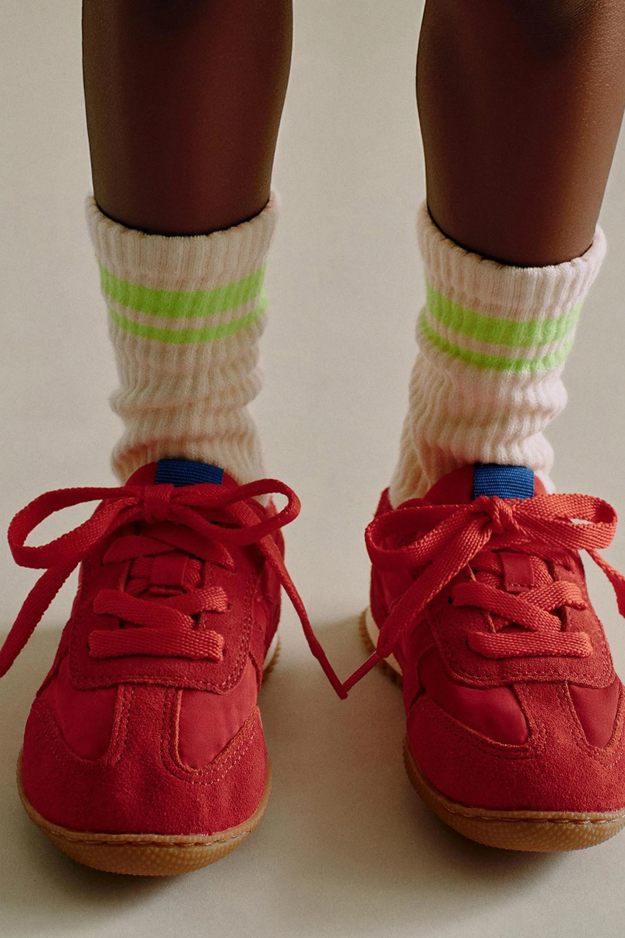 کفش ورزشی نرم کفش ورزشی نرم