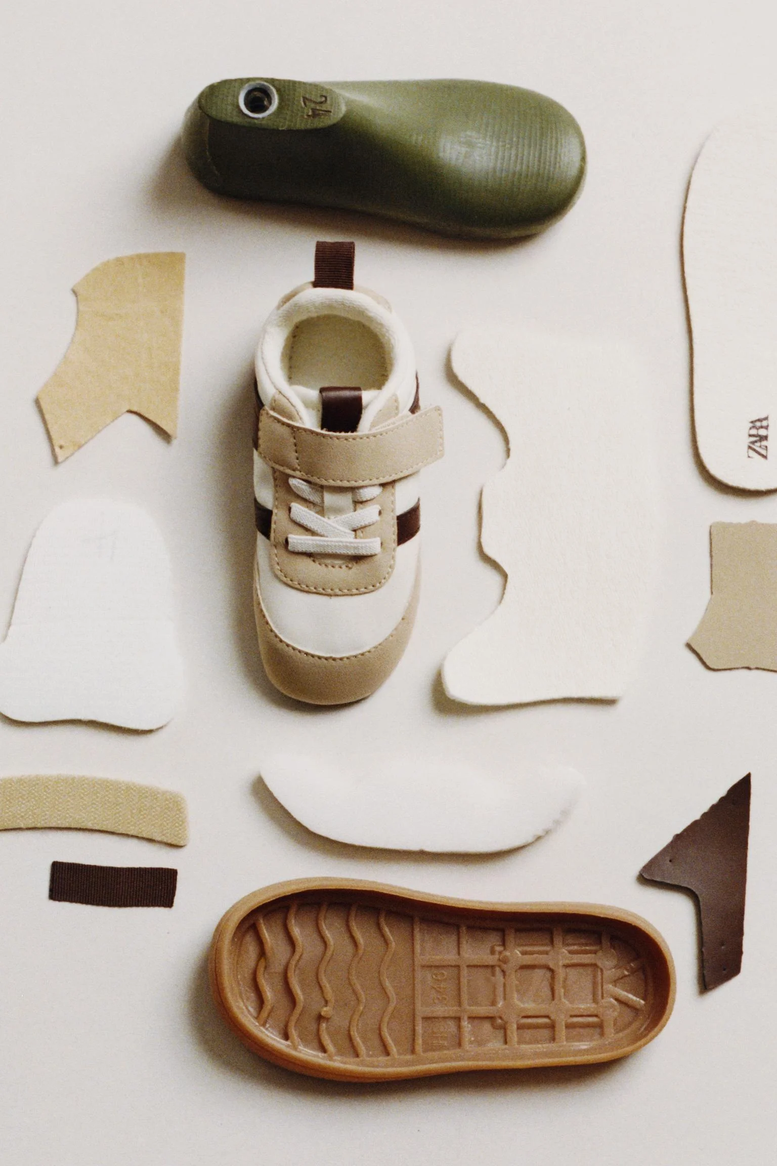 کفش های ورزشی سبک کلاسیک با انعطاف پذیری بالا