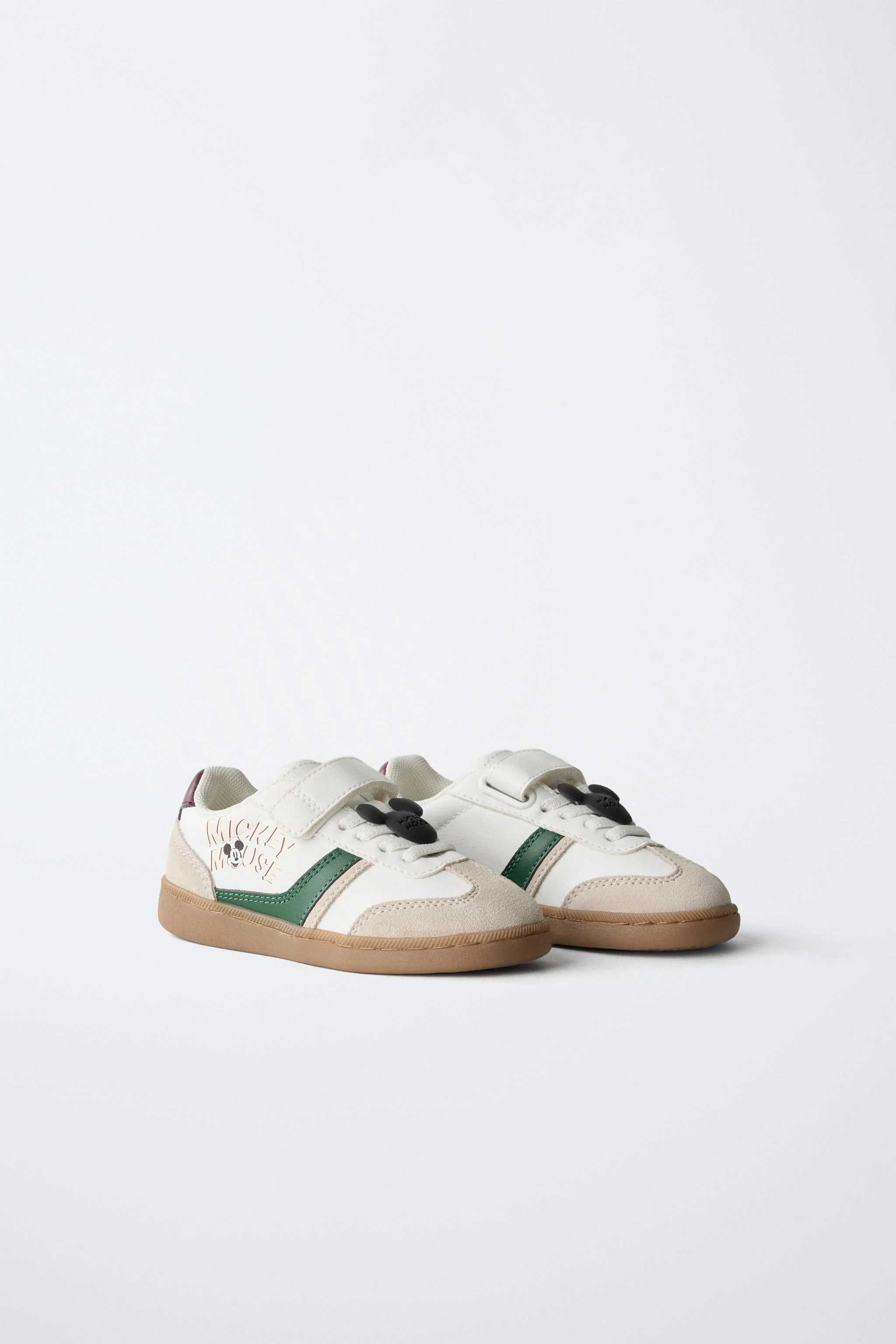 کفش ورزشی میکی موس © دیزنی کفش ورزشی میکی موس © دیزنی