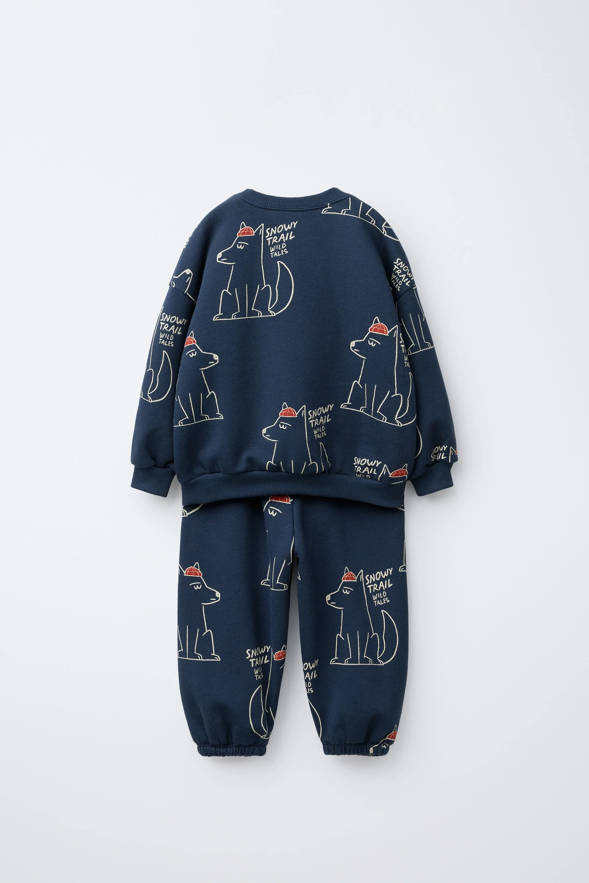 ست ورزشی با طرح گرگ