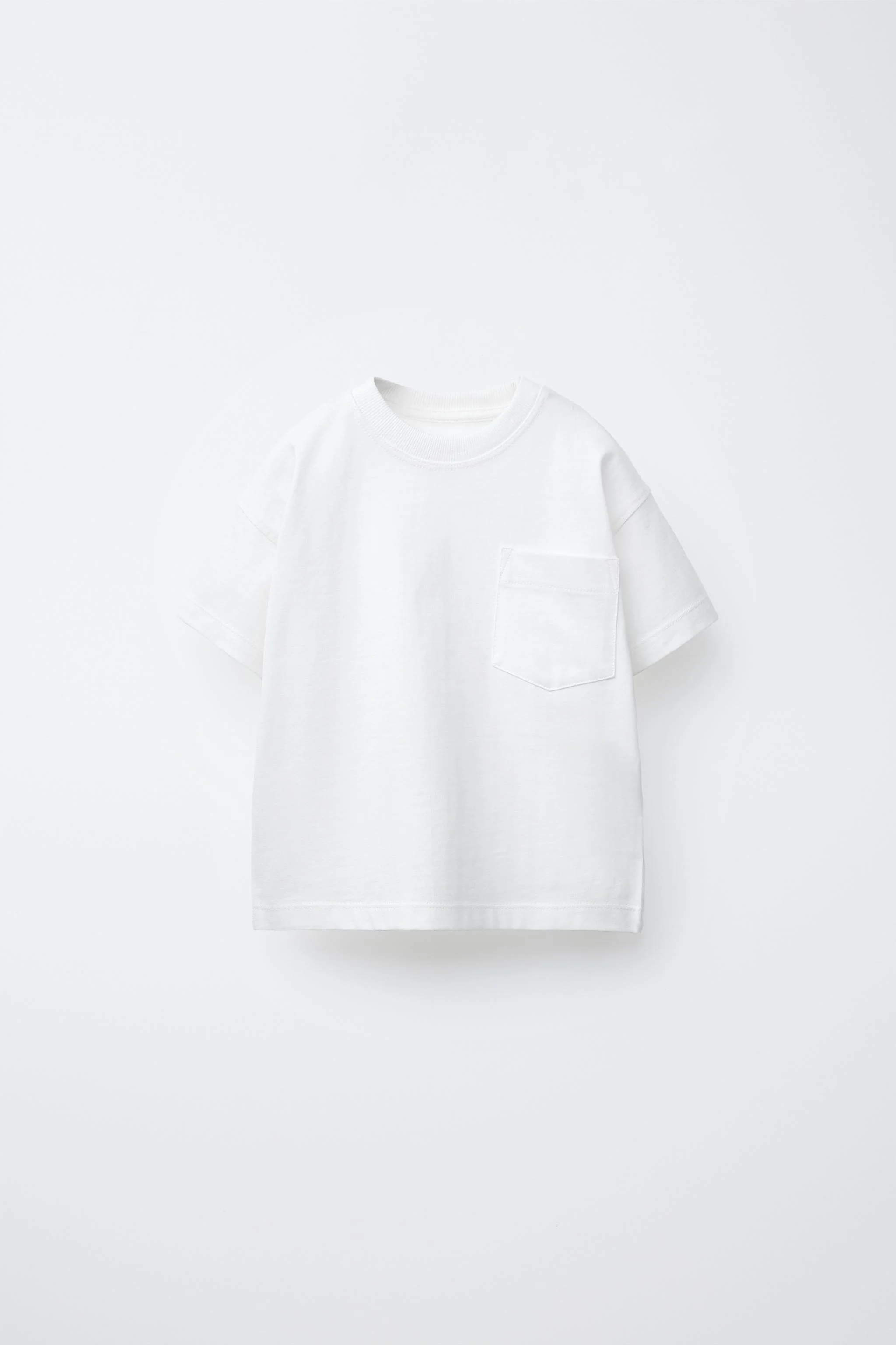 تی شرت ساده با جیب